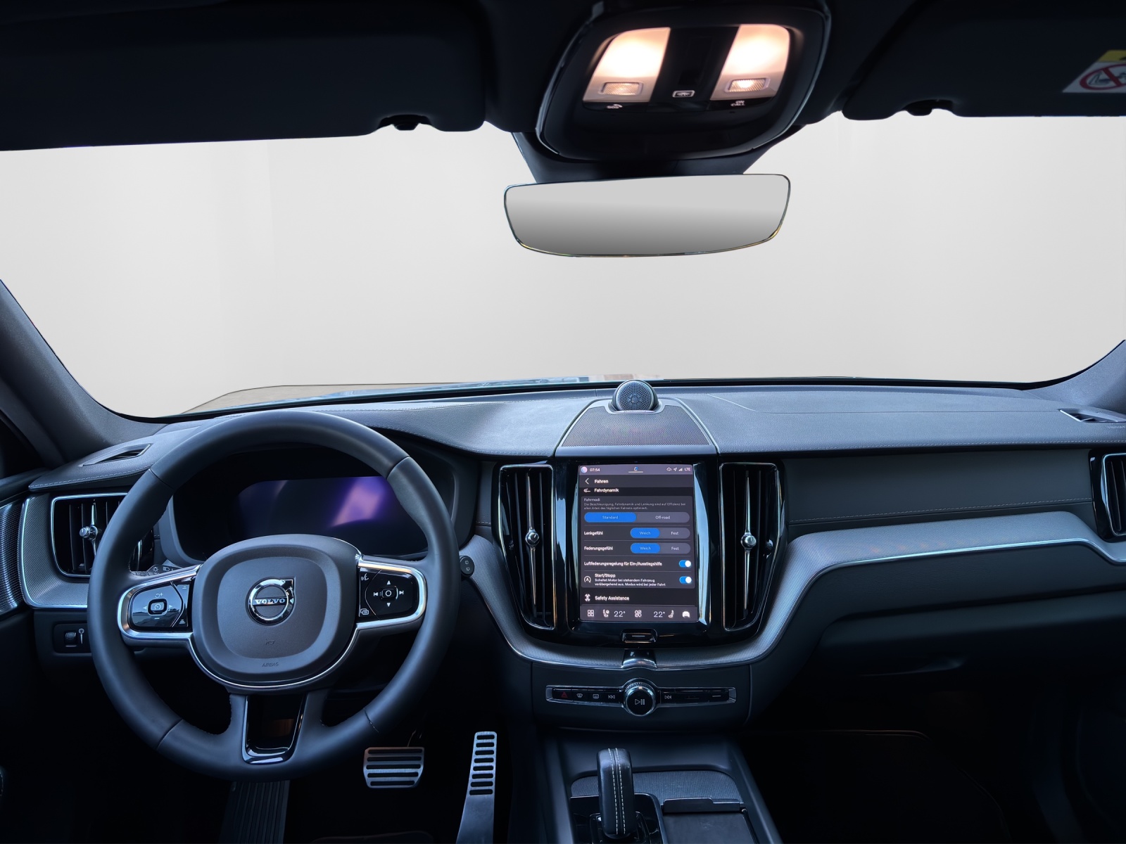VOLVO XC60 2.0 B6 MH R-Design AWD-image-6