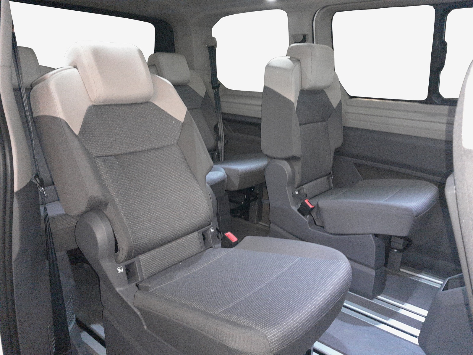 VW Multivan 2.0 TDI Liberty DSG-image-11