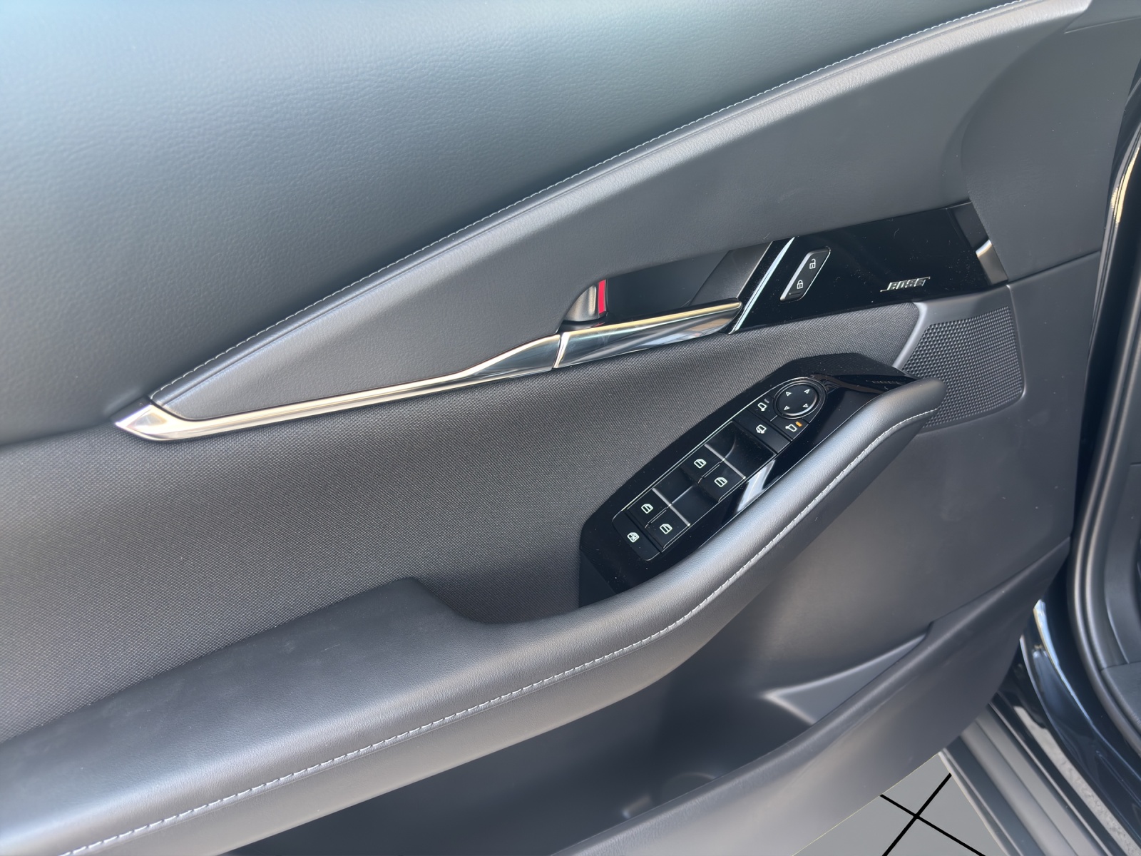 MAZDA CX-30 SKYACTIV-X 186 M Hybrid Centre Line AWD AT-image-7