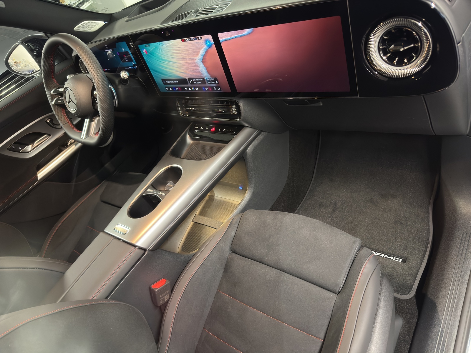 MERCEDES-BENZ GLB 220 AMG Line 4Matic-image-11
