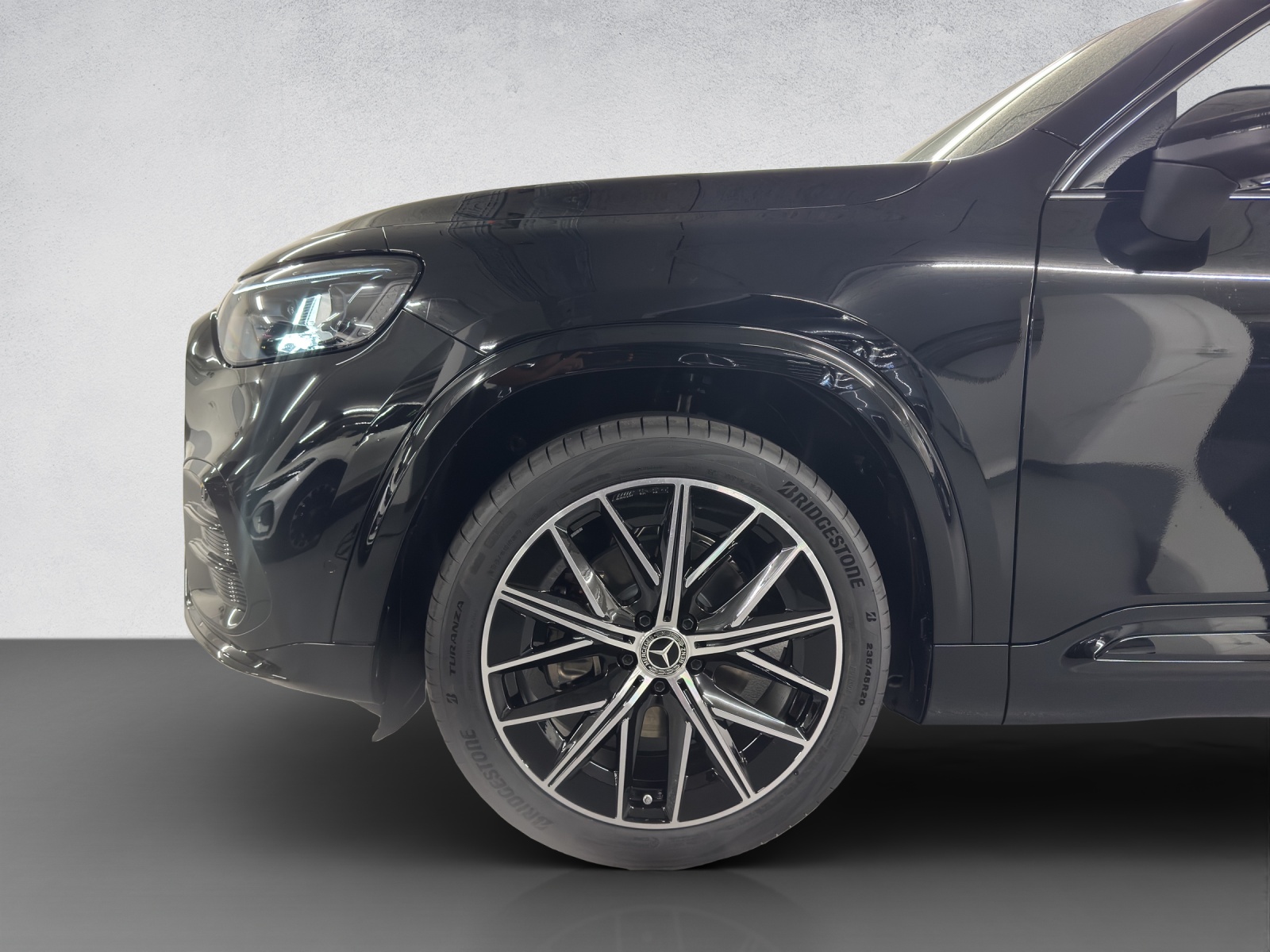 MERCEDES-BENZ GLB 220 AMG Line 4Matic-image-7