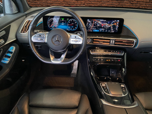 MERCEDES-BENZ EQC 400 AMG Line 4Matic-image-9