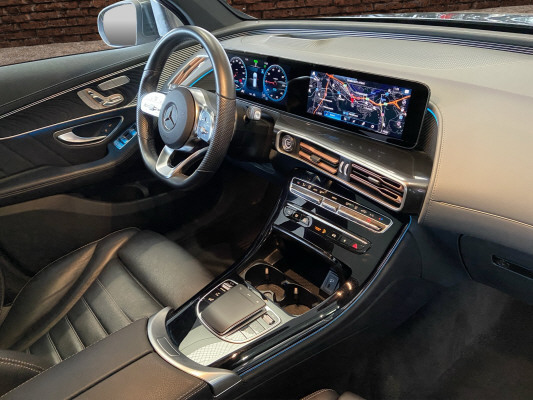 MERCEDES-BENZ EQC 400 AMG Line 4Matic-image-13