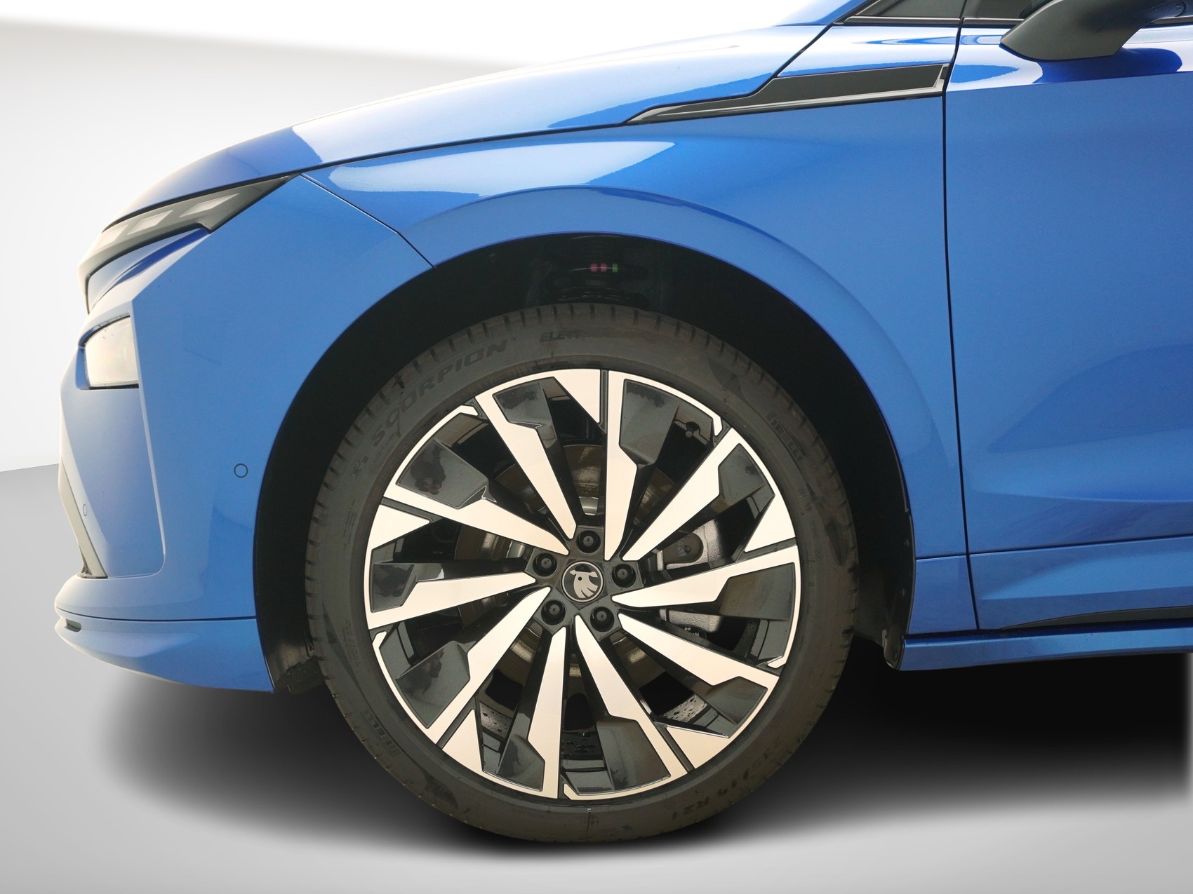 SKODA Enyaq iV 85x SportLine MAXX-image-9