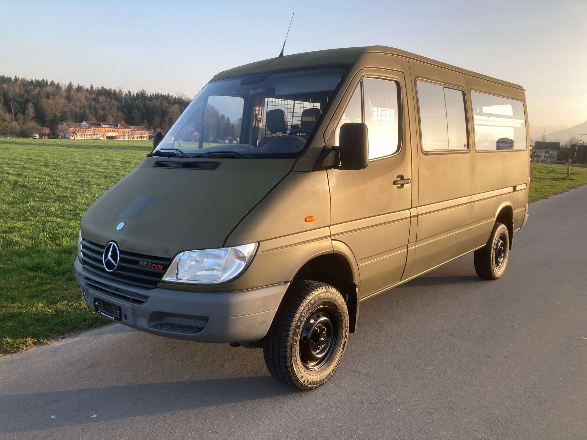 MERCEDES-BENZ Sprinter 313 CDI 4x4 mit Geländeuntersetzung-image-0