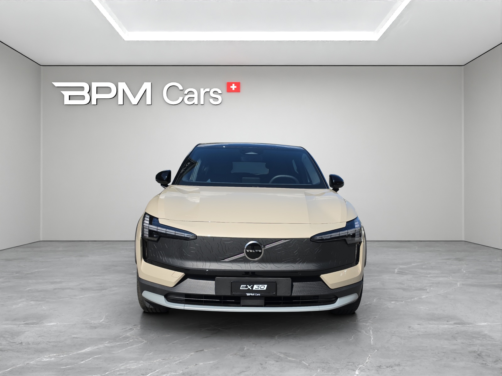 VOLVO EX30 Cross Country P8 69 kWh AWD Plus-image-6