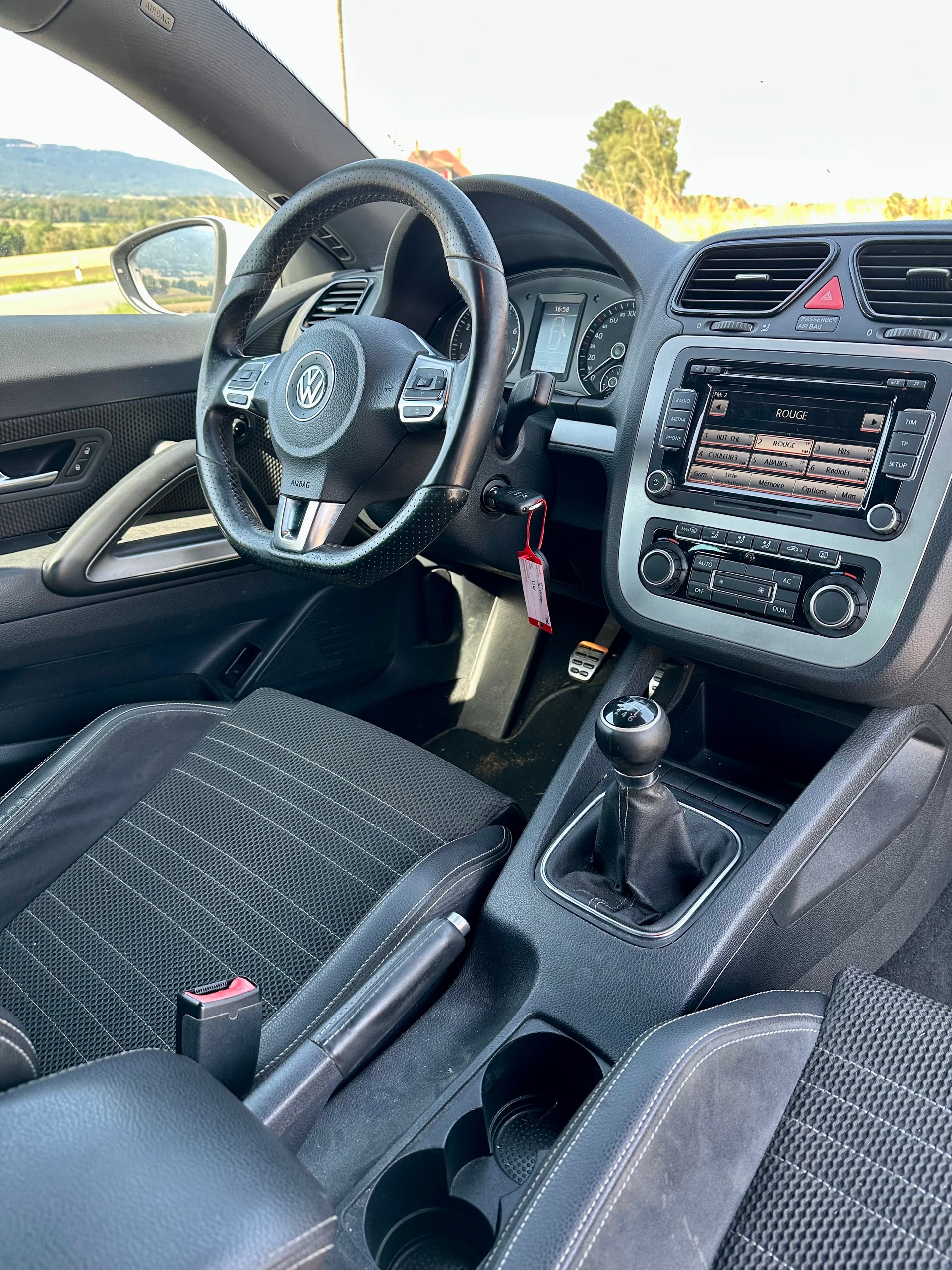VW Scirocco 1.4 TSI-image-10