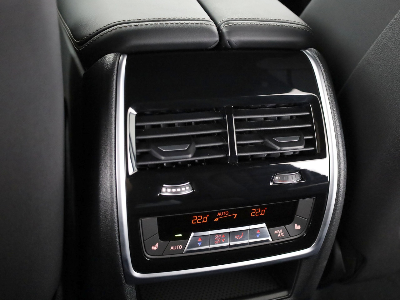 BMW X7 xDrive 48V 40i M Sport Pro Steptronic-image-15