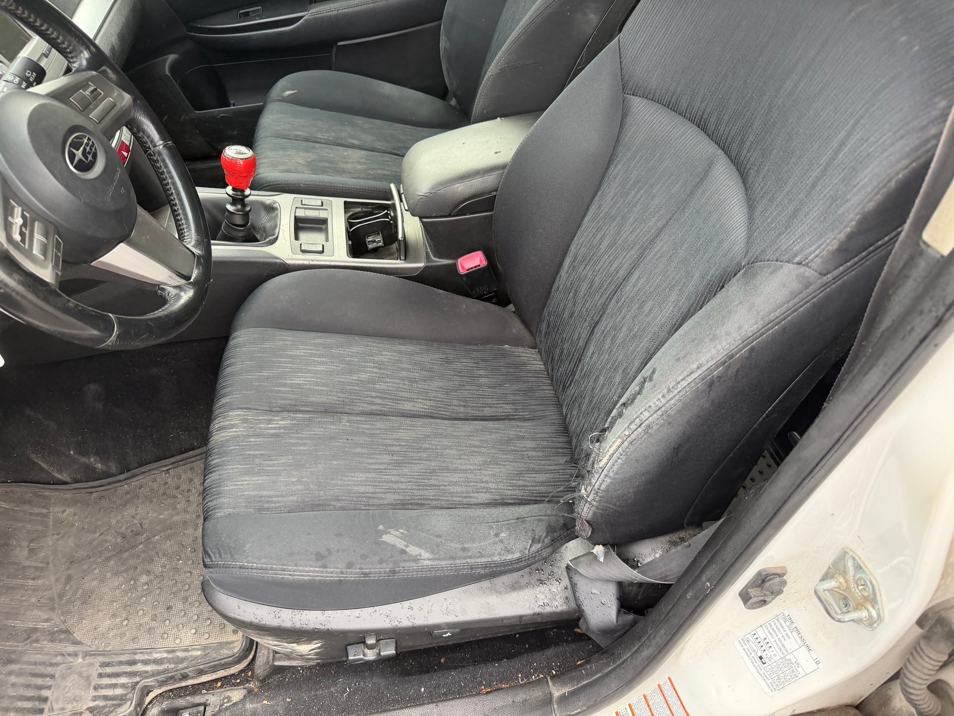 SUBARU Legacy 2.0i Swiss AWD-image-7