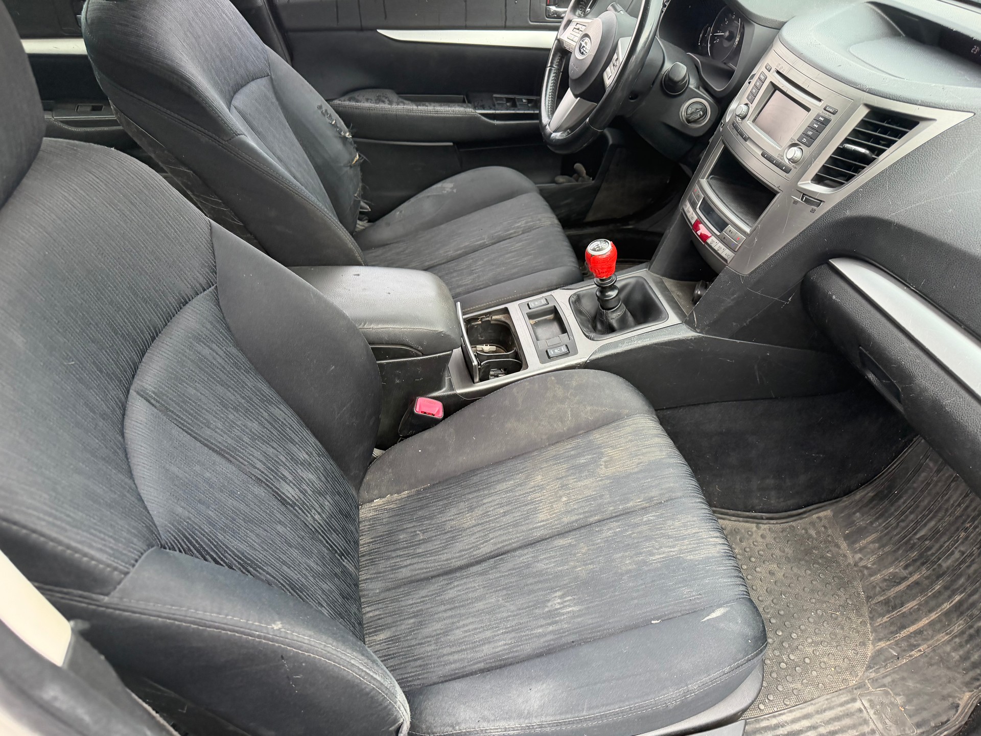 SUBARU Legacy 2.0i Swiss AWD-image-5