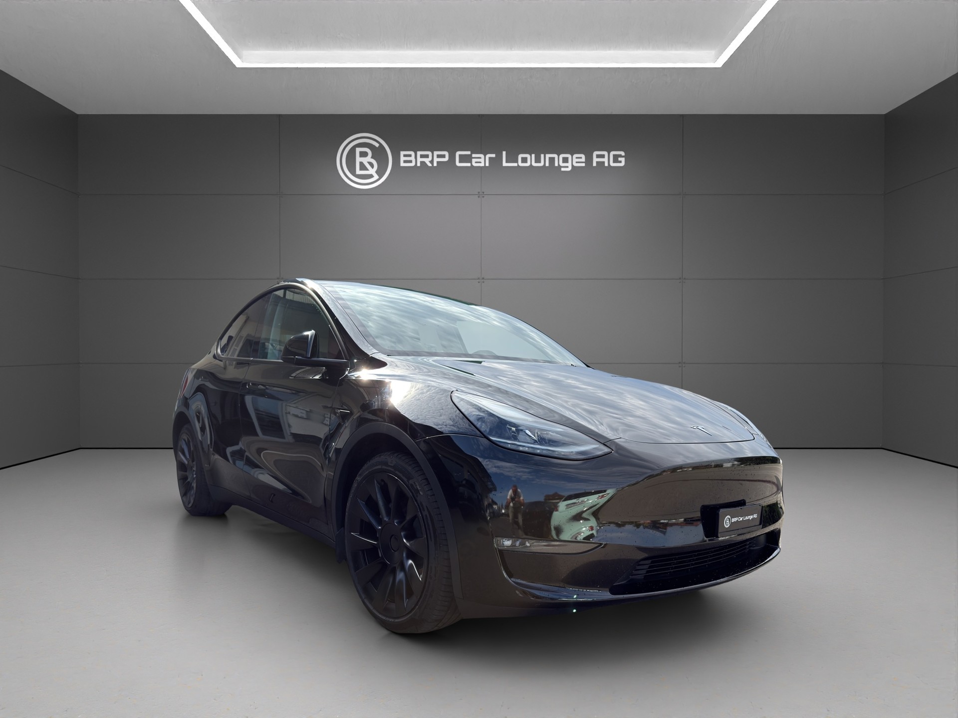 TESLA Model Y Long Range-image-7