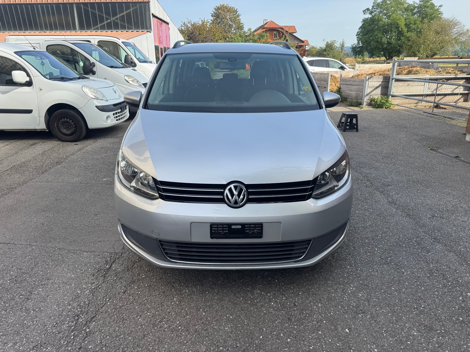 VW Touran 1.6 TDI Comfortline DSG-image-1