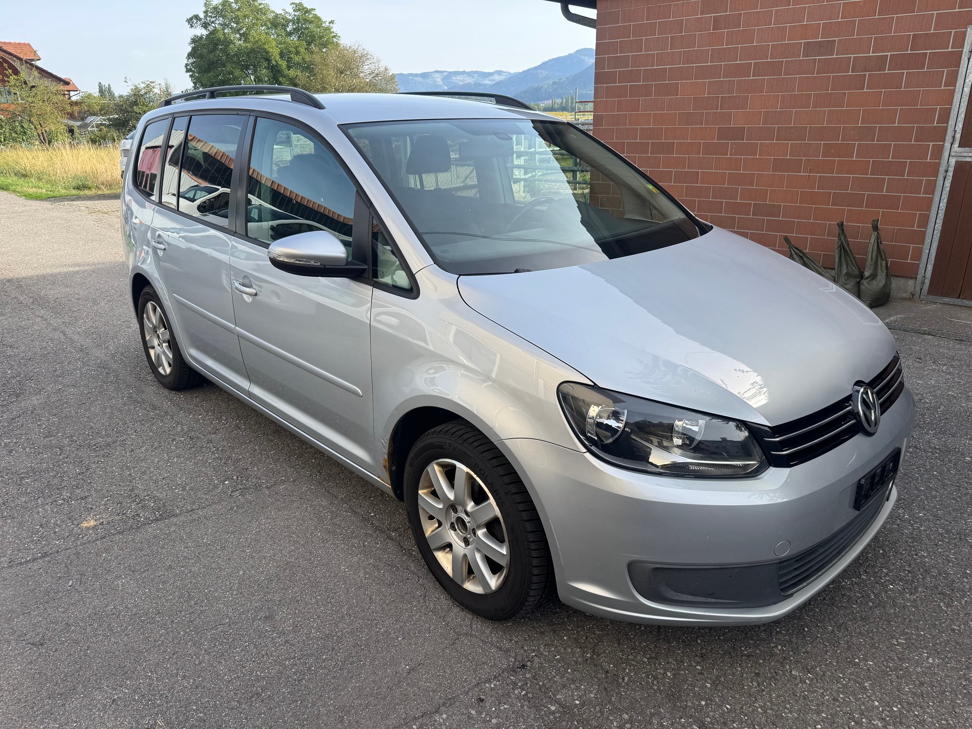 VW Touran 1.6 TDI Comfortline DSG-image-2