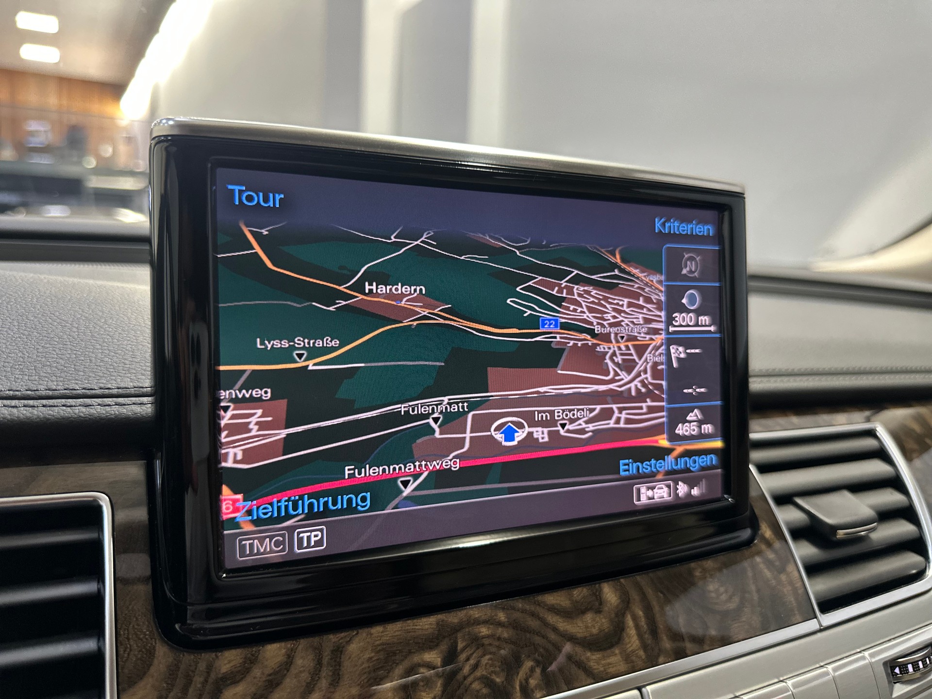 AUDI A8 3.0 TDI quattro tiptronic-image-15