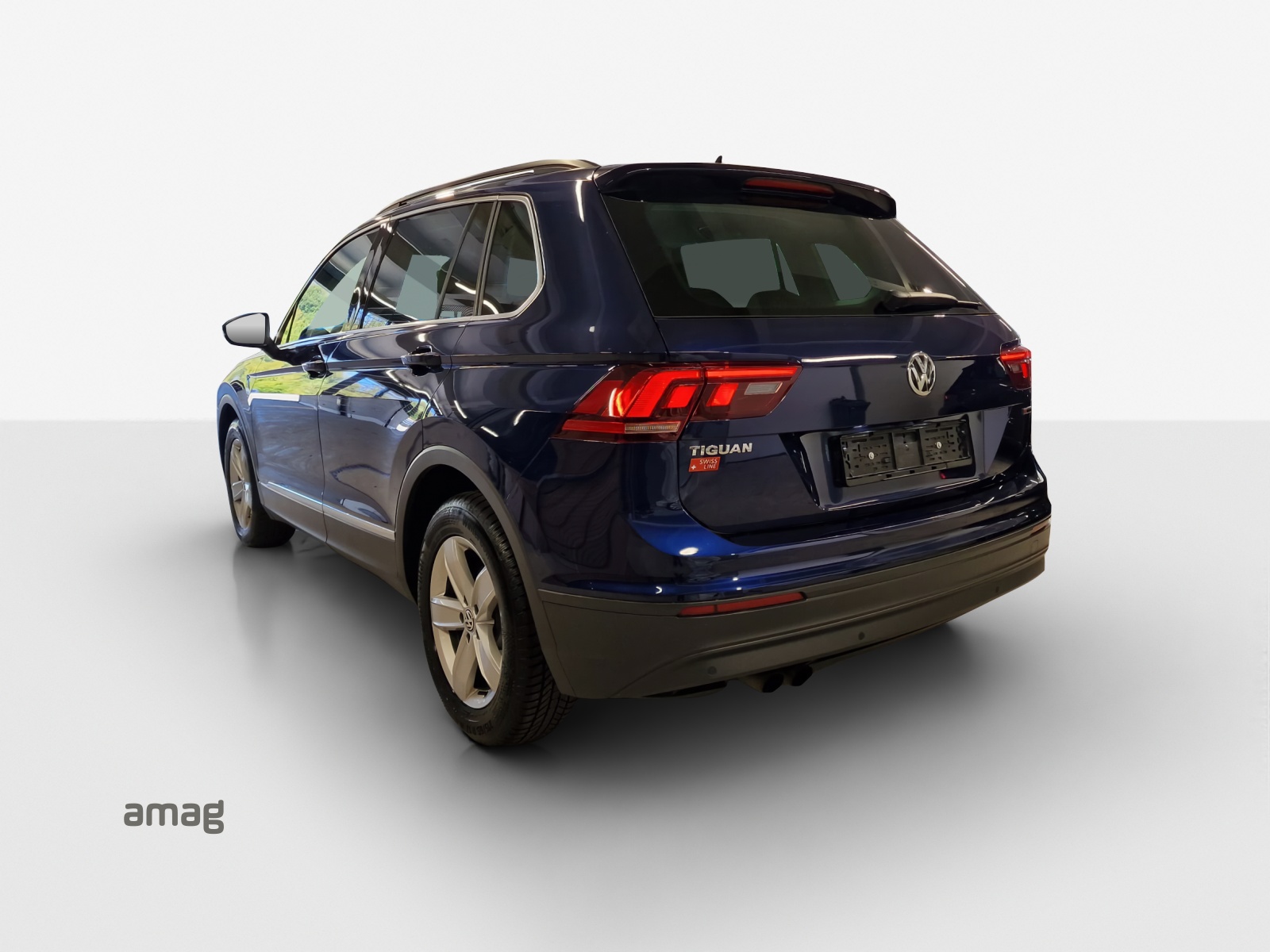 VW Tiguan 2.0TSI Comfortline 4Motion DSG-image-2