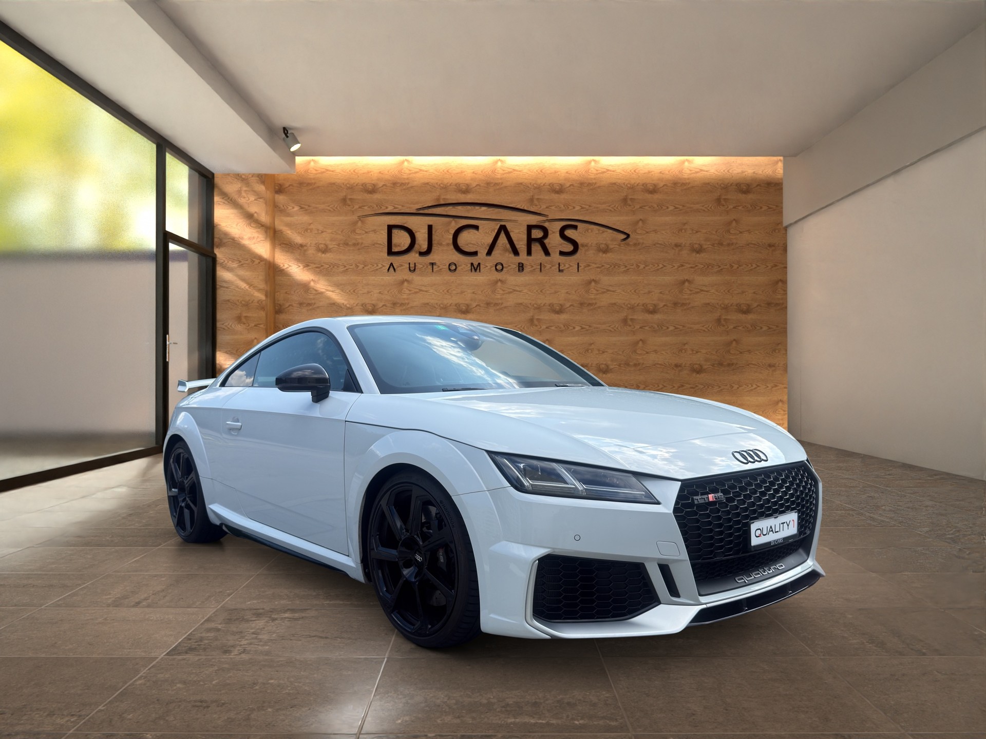 AUDI TT Coupé TTRS quattro S-tronic-image-2