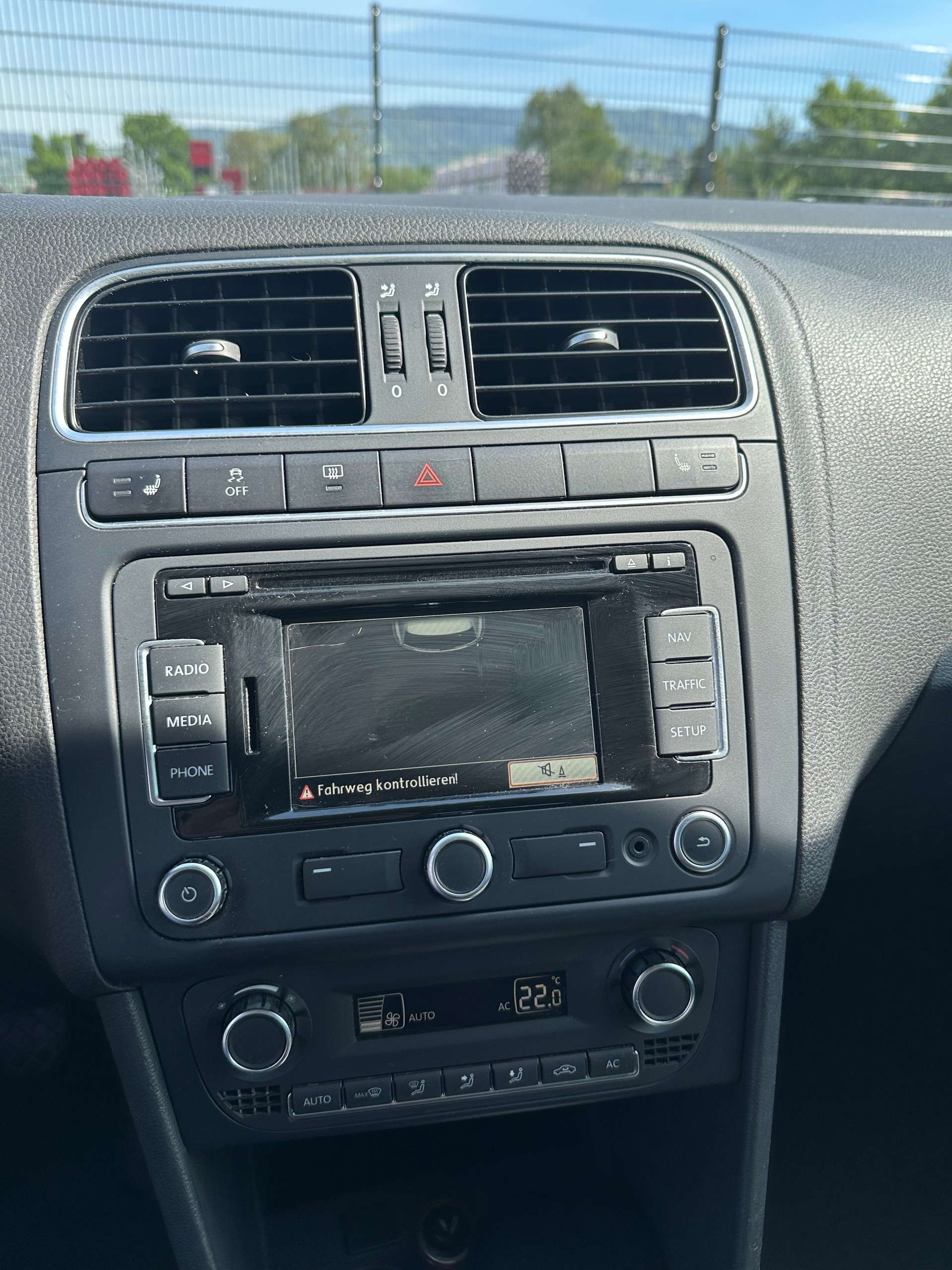 VW Polo 1.2 TSI Team-image-11