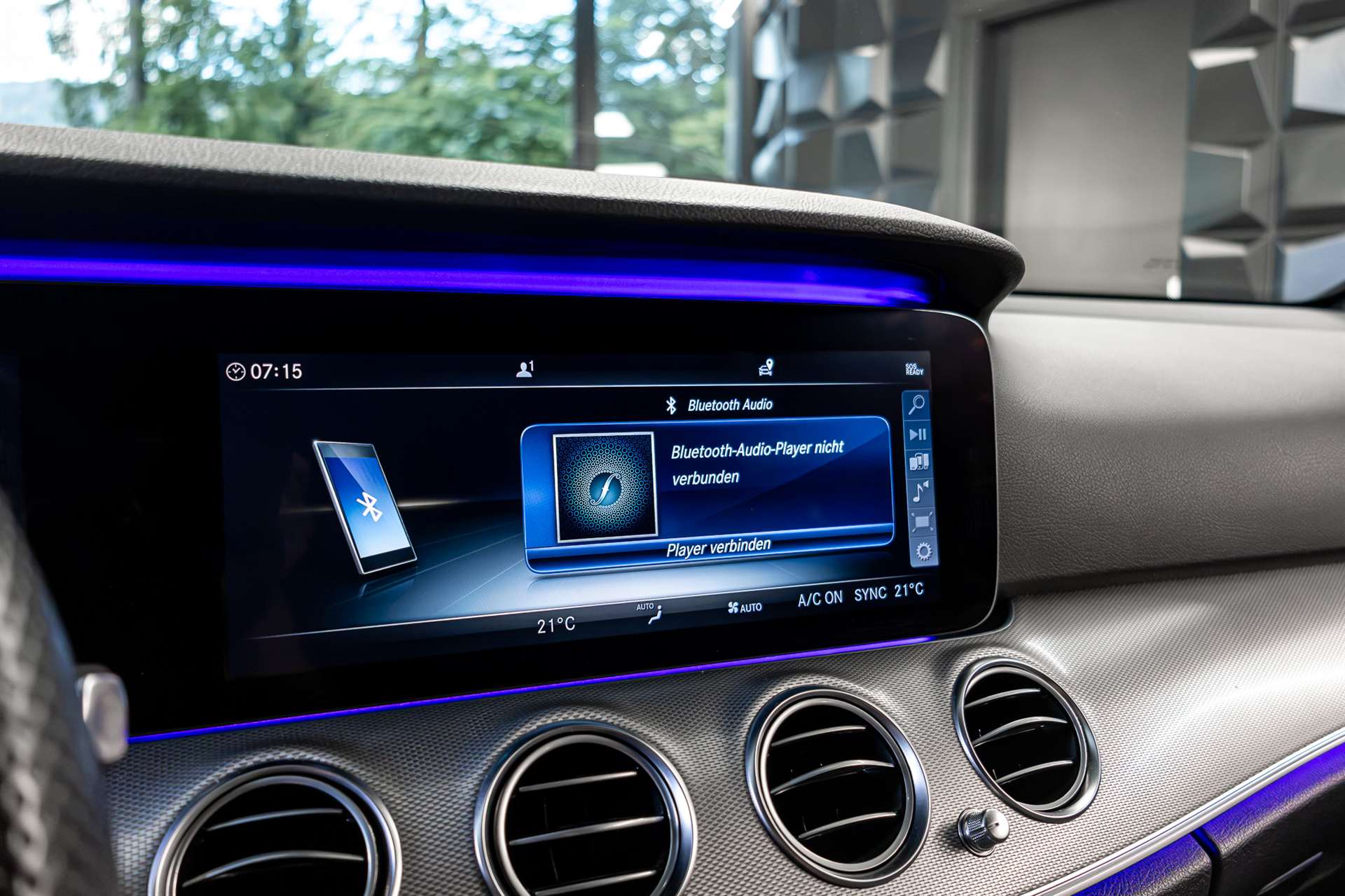 MERCEDES-BENZ E 220 d Avantgarde 9G-Tronic-image-15