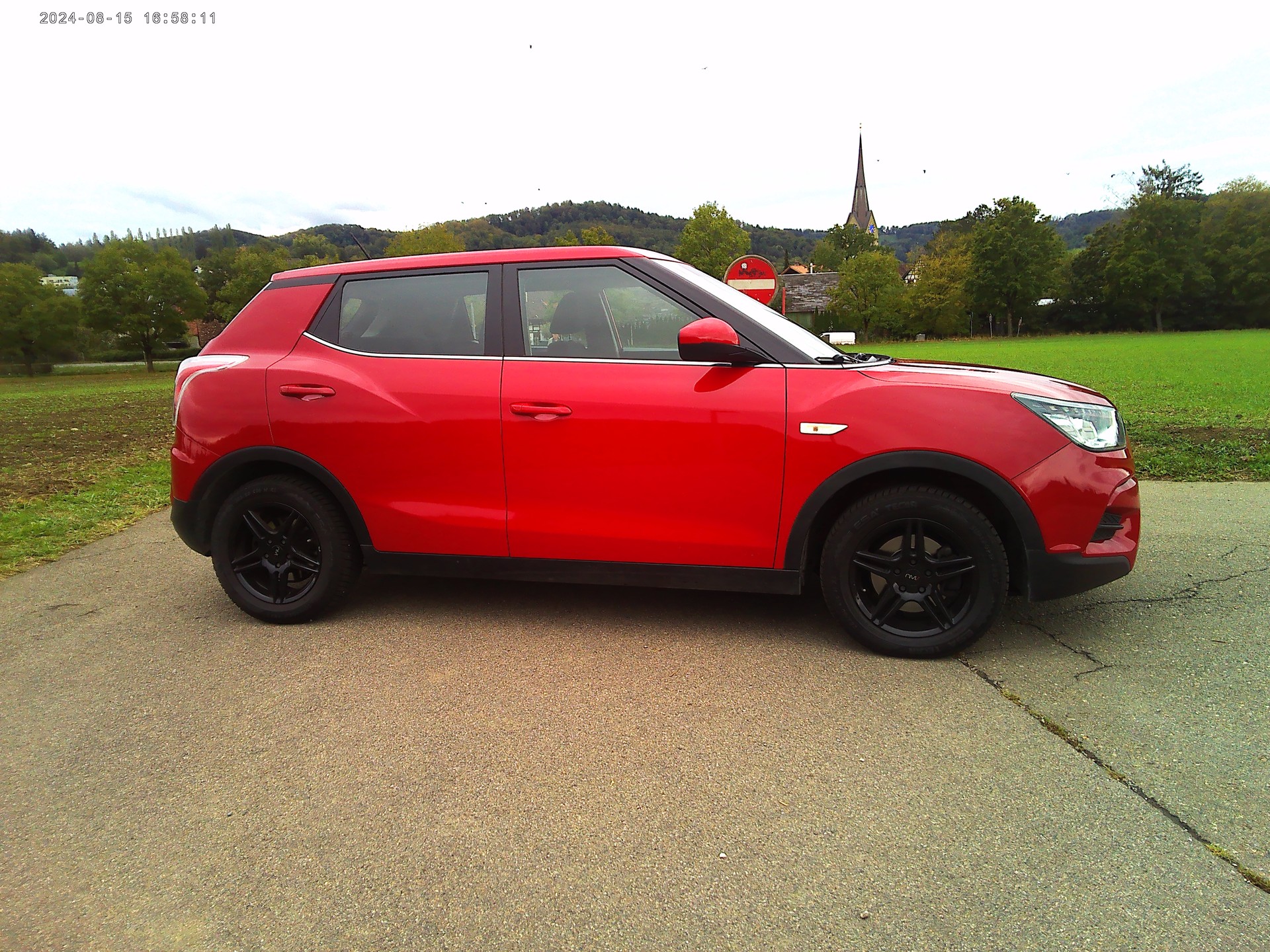 KGM-SsangYong Tivoli 1.6 e-XGi Cityscape 2WD-image-6