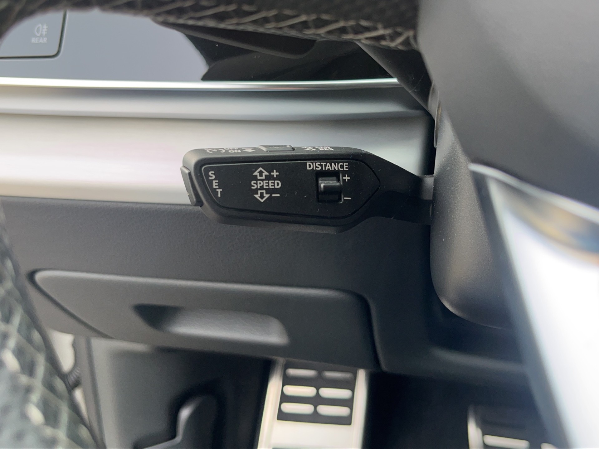 AUDI Q8 50 TDI quattro tiptronic *B&O, Head up, Panodach, AHK, 360°Kamera, Sitzlüftung/Massage*-image-10