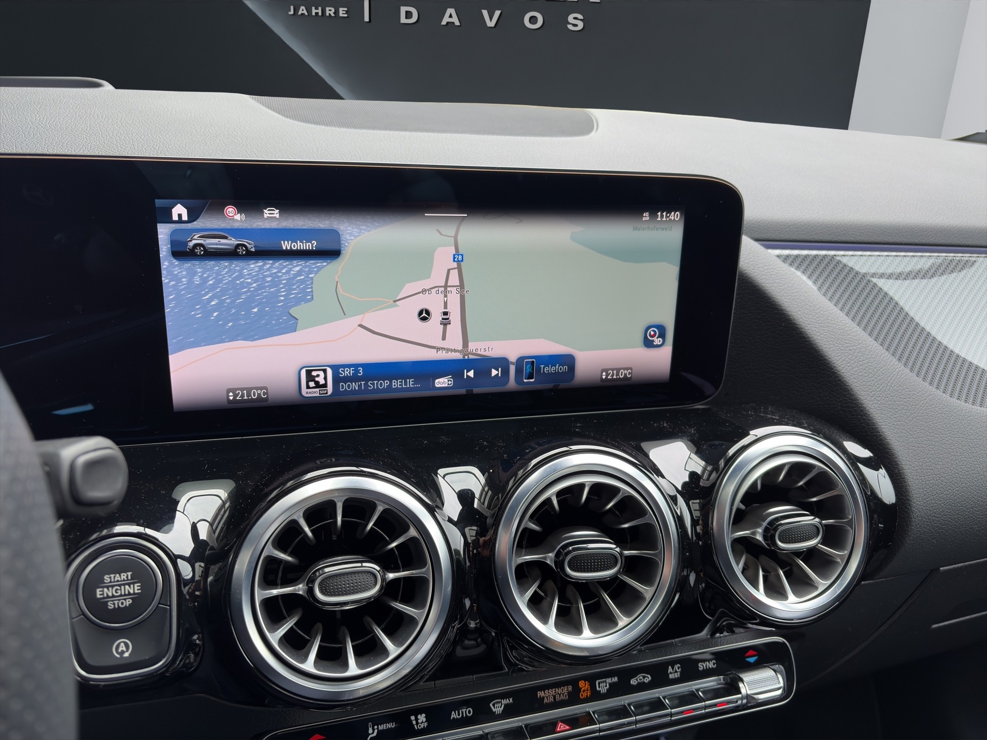 MERCEDES-BENZ GLA-Klasse H247 GLA 220 d Swiss Star AMG Line 4matic-image-13