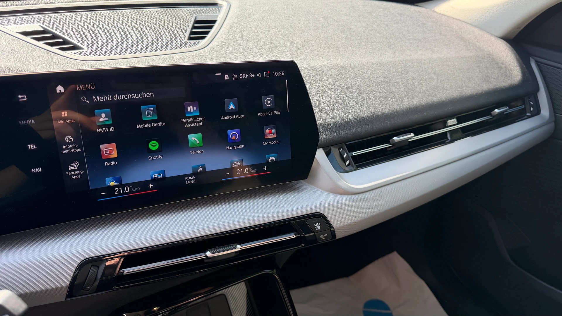 BMW X1 xDrive 20d 48V-image-12