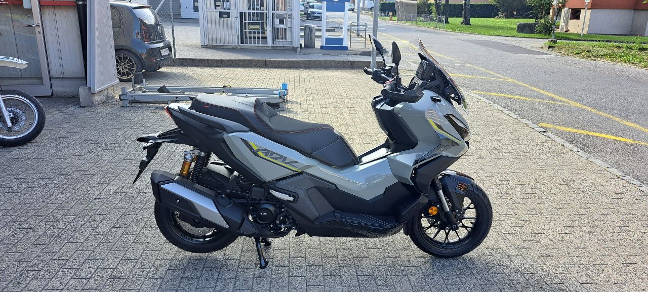 HONDA ADV 350 Special Edition