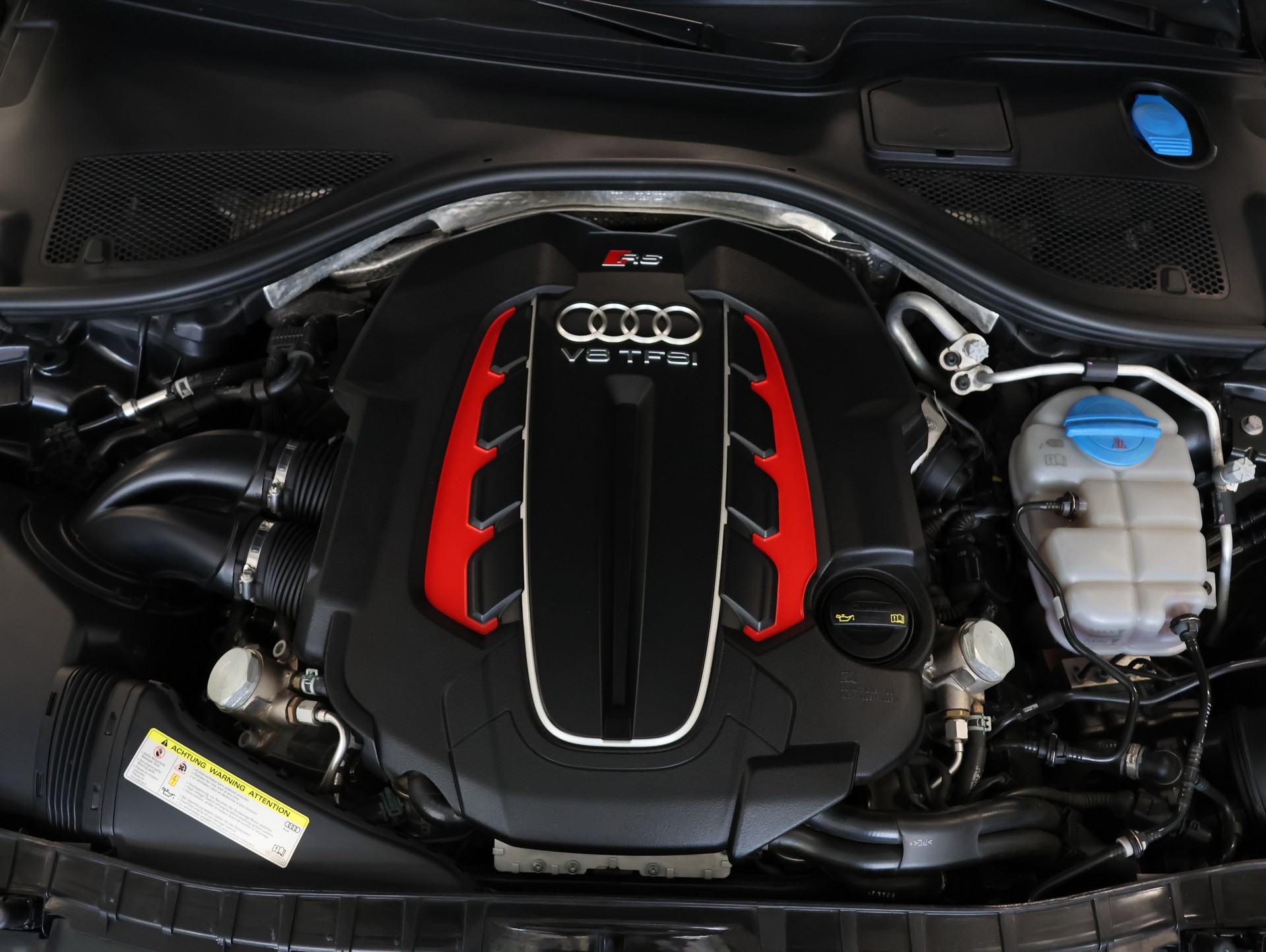 AUDI RS6 Avant 4.0 TFSI V8 performance quattro *DESIGN-PAKET CARBON*-image-43