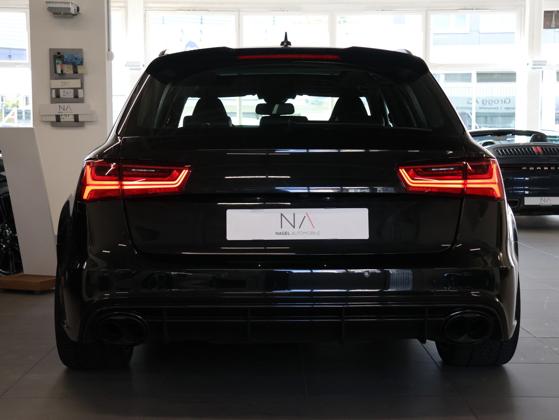 AUDI RS6 Avant 4.0 TFSI V8 performance quattro *DESIGN-PAKET CARBON*-image-6