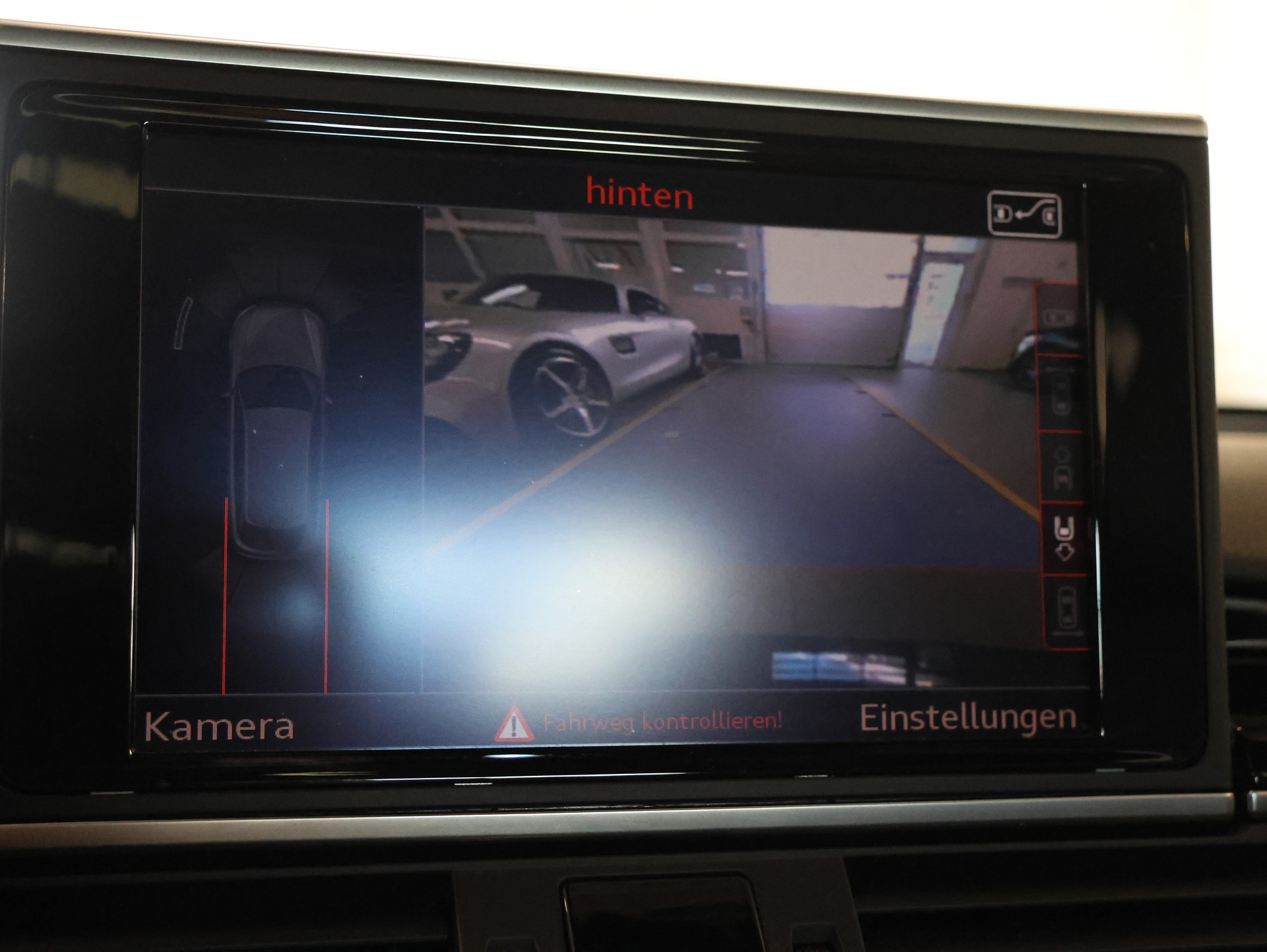 AUDI RS6 Avant 4.0 TFSI V8 performance quattro *DESIGN-PAKET CARBON*-image-26