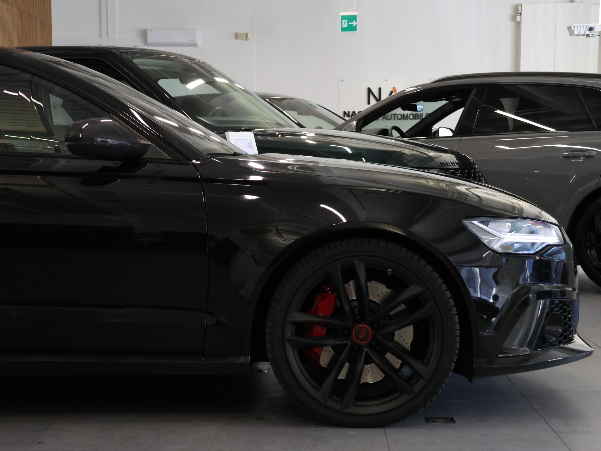 AUDI RS6 Avant 4.0 TFSI V8 performance quattro *DESIGN-PAKET CARBON*-image-10