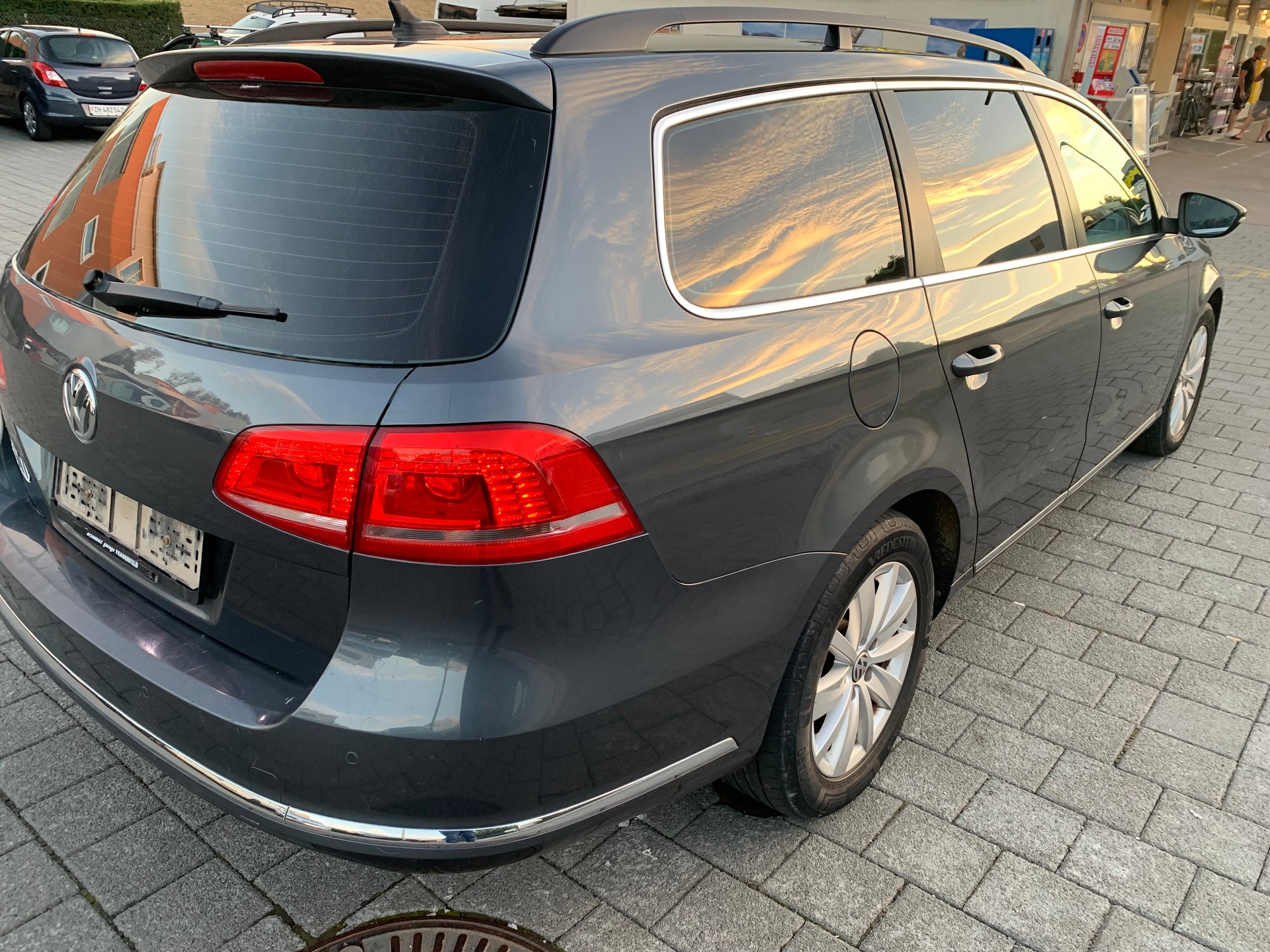VW Passat Variant 2.0 TDI BMT Comfortline 4MDSG-image-3