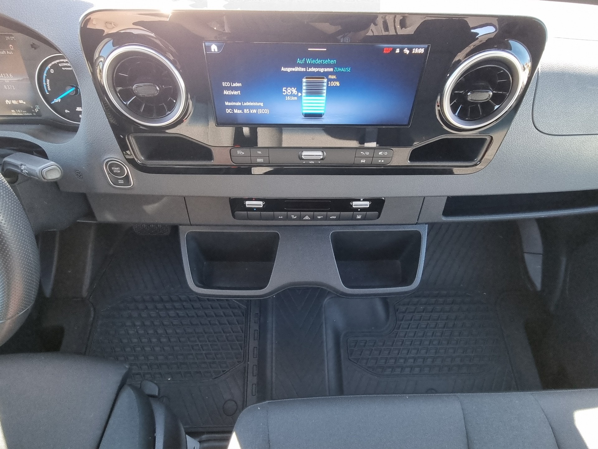 MERCEDES-BENZ eSprinter 320 56kWh StPro-image-9