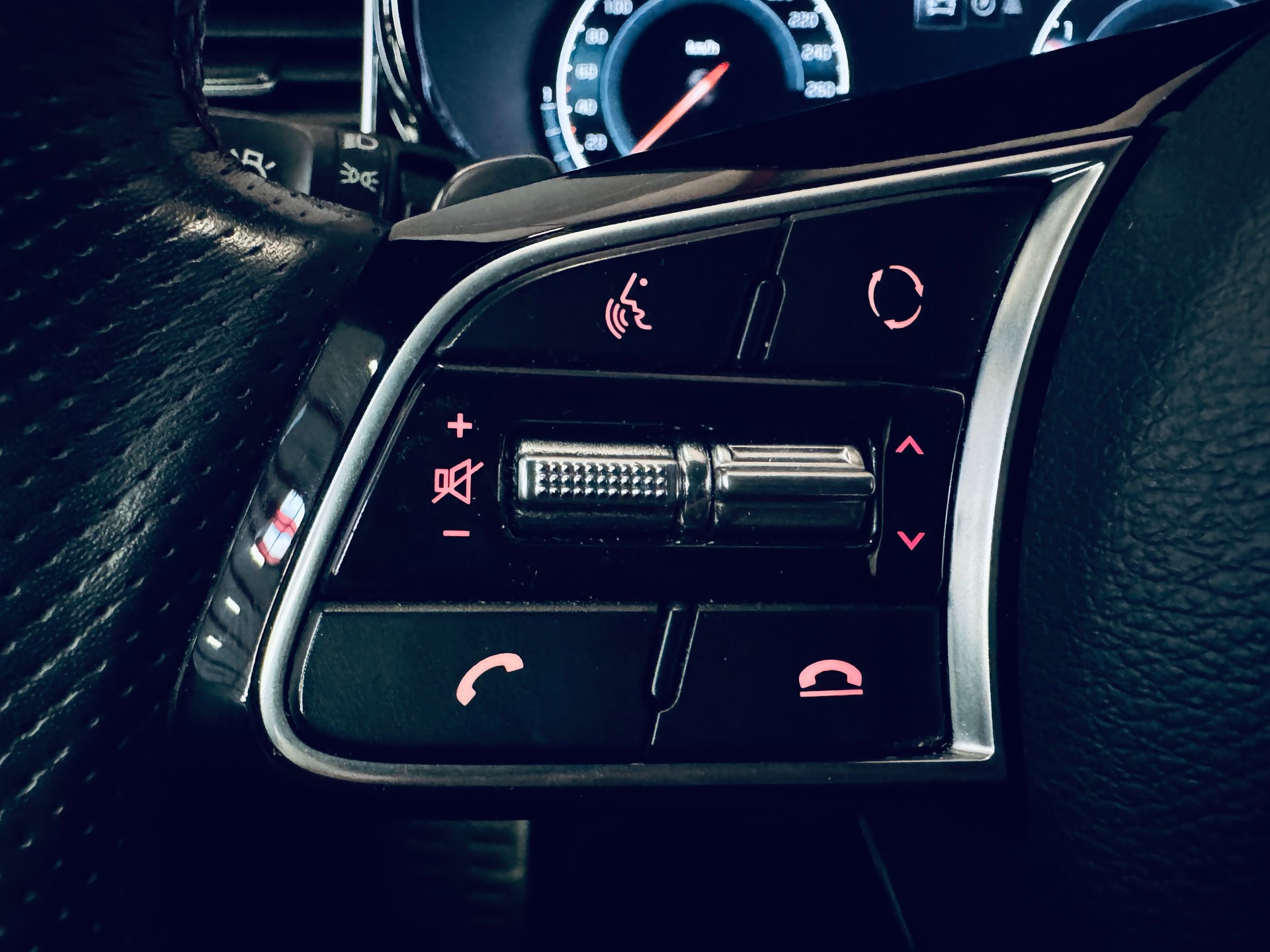 KIA Ceed 1.6 T-GDi GT DCT-image-24