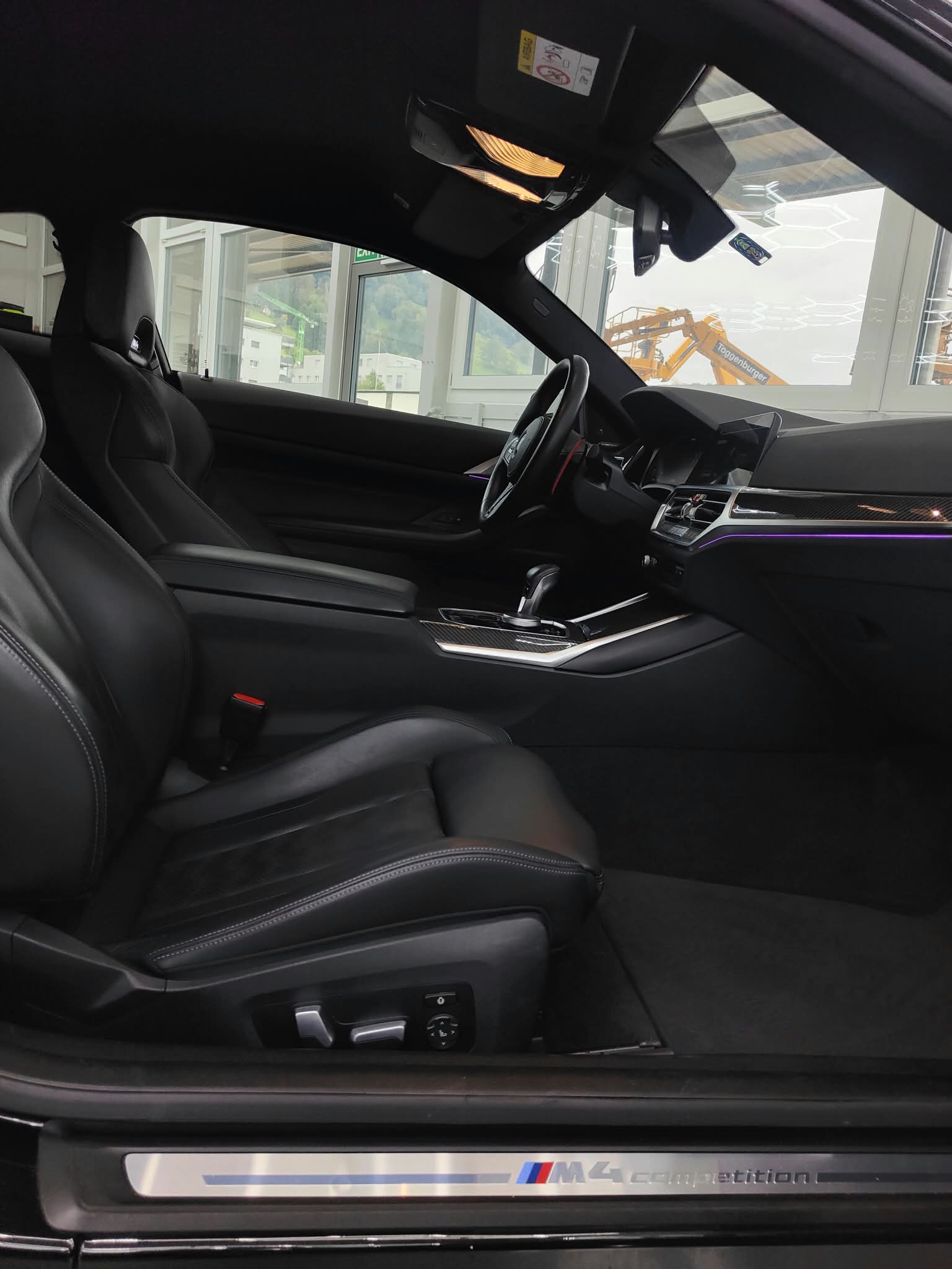 BMW M4 Coupé Competition M xDrive-image-13