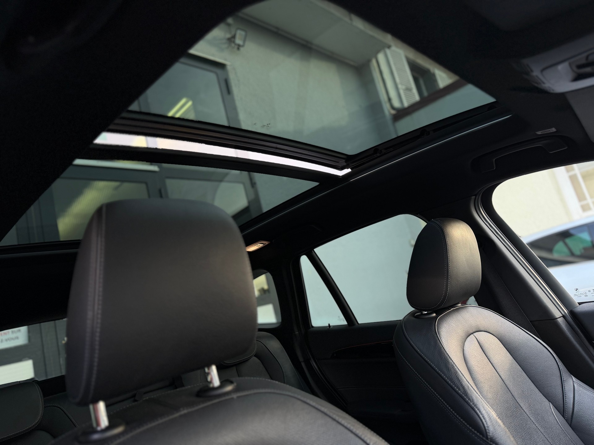 BMW X1 xDrive 25d M Sport Steptronic-image-18