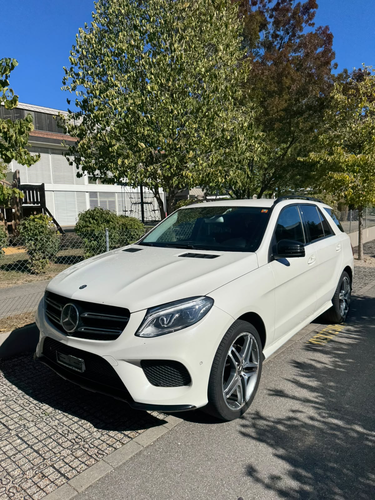 MERCEDES-BENZ GLE 350 d-image-0