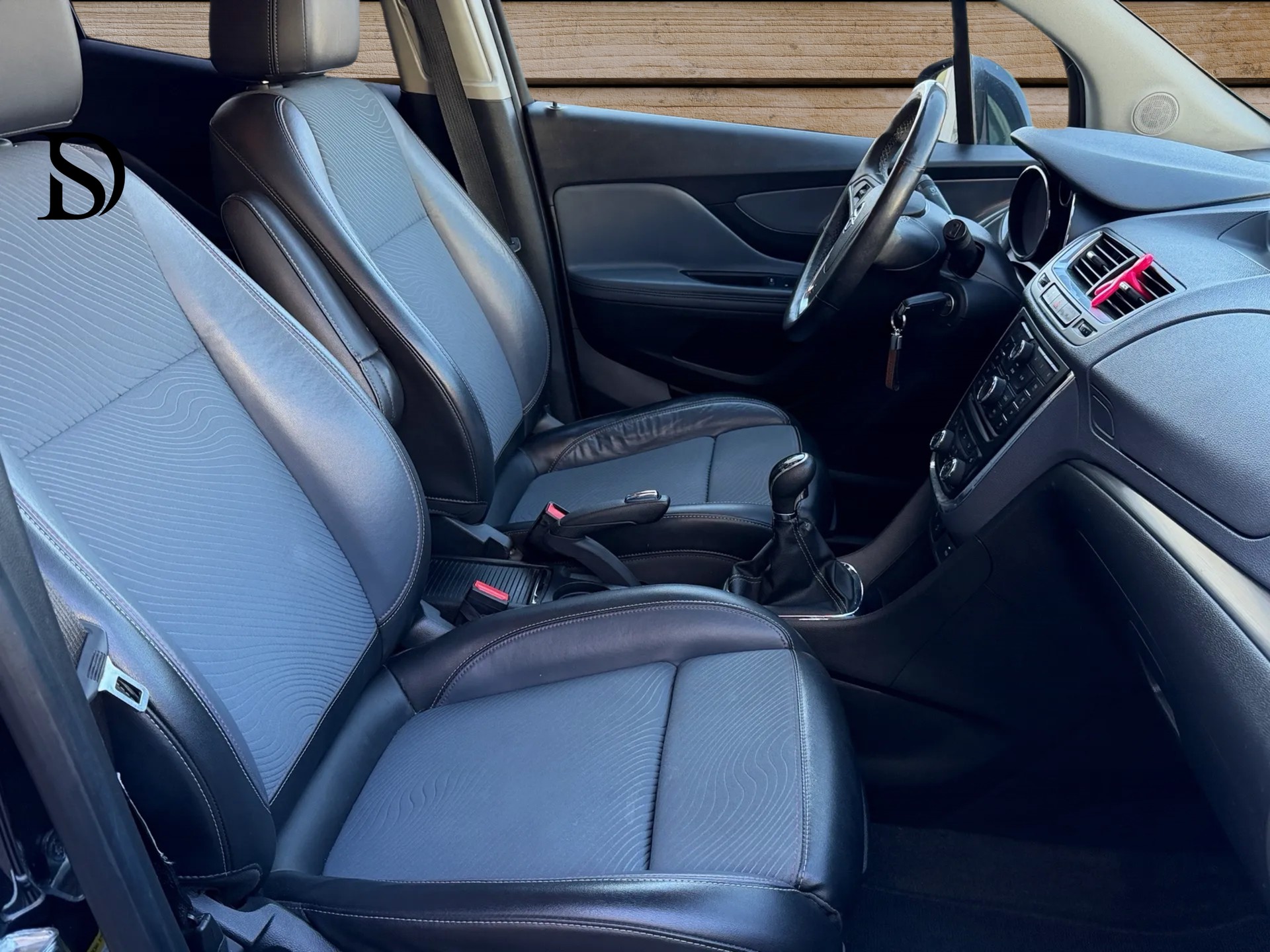 OPEL Mokka 1.4i 16V Turbo Cosmo 4WD-image-11