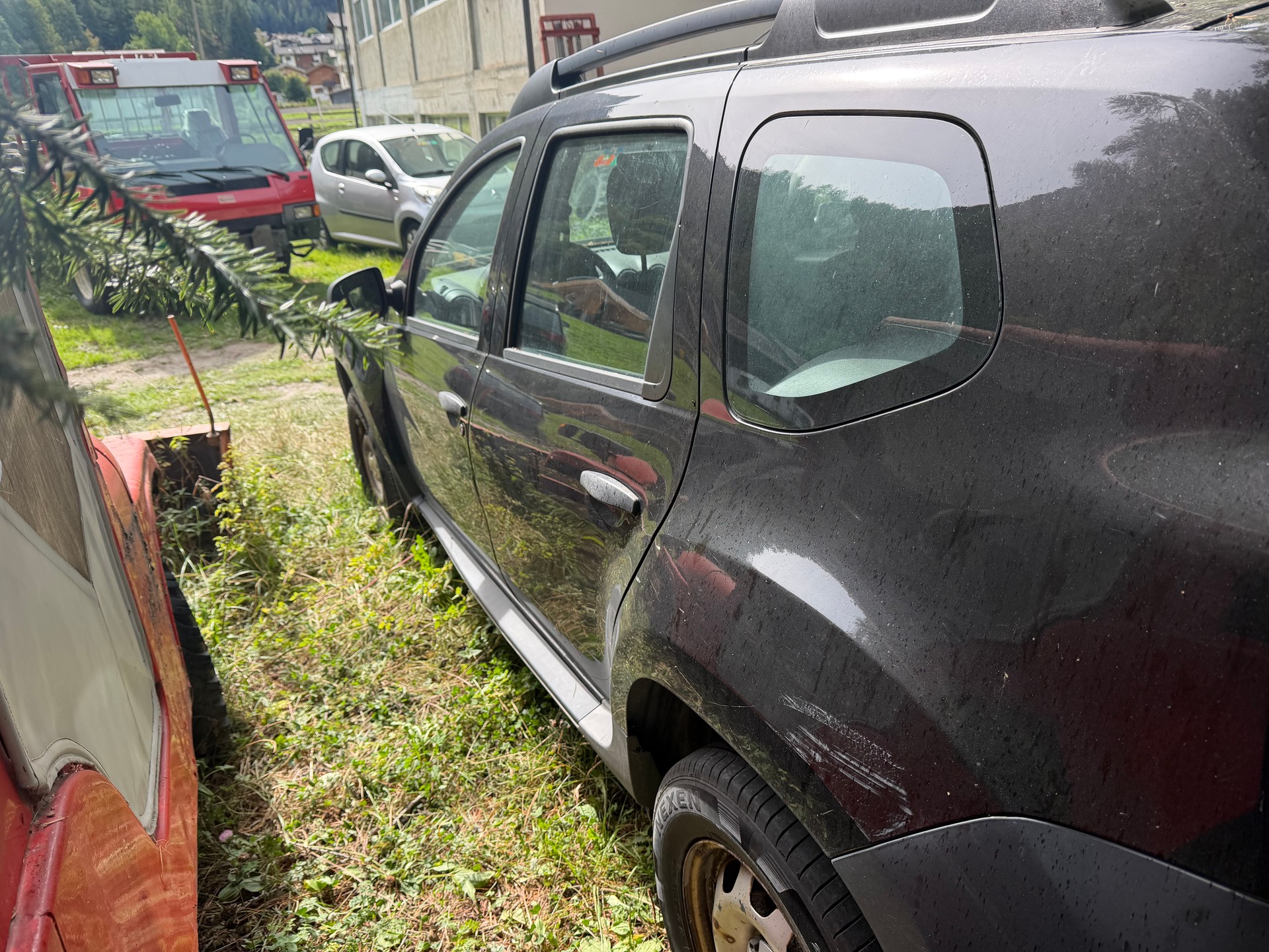 DACIA Duster 1.6 Lauréate 4x4-image-4
