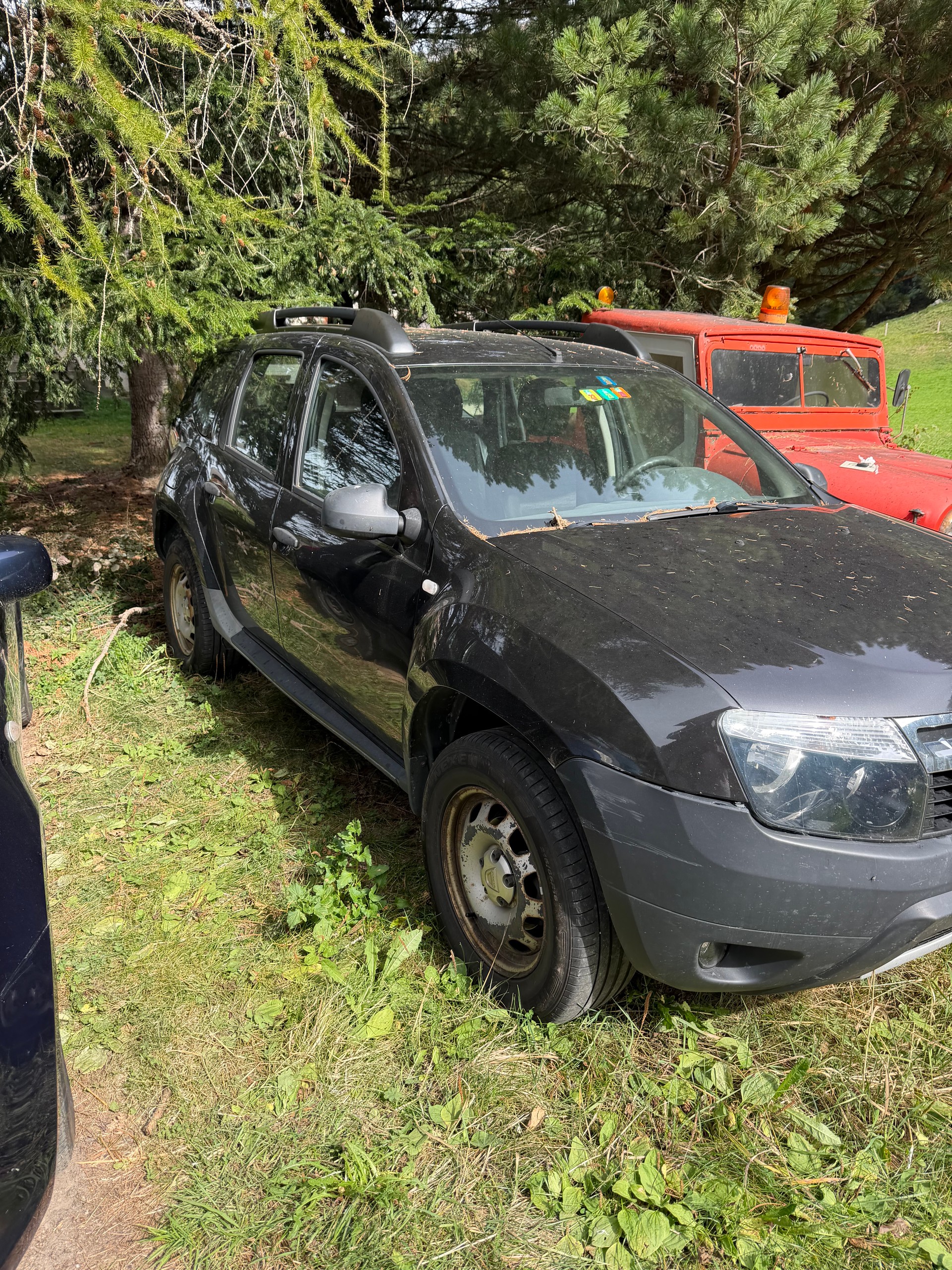 DACIA Duster 1.6 Lauréate 4x4-image-1