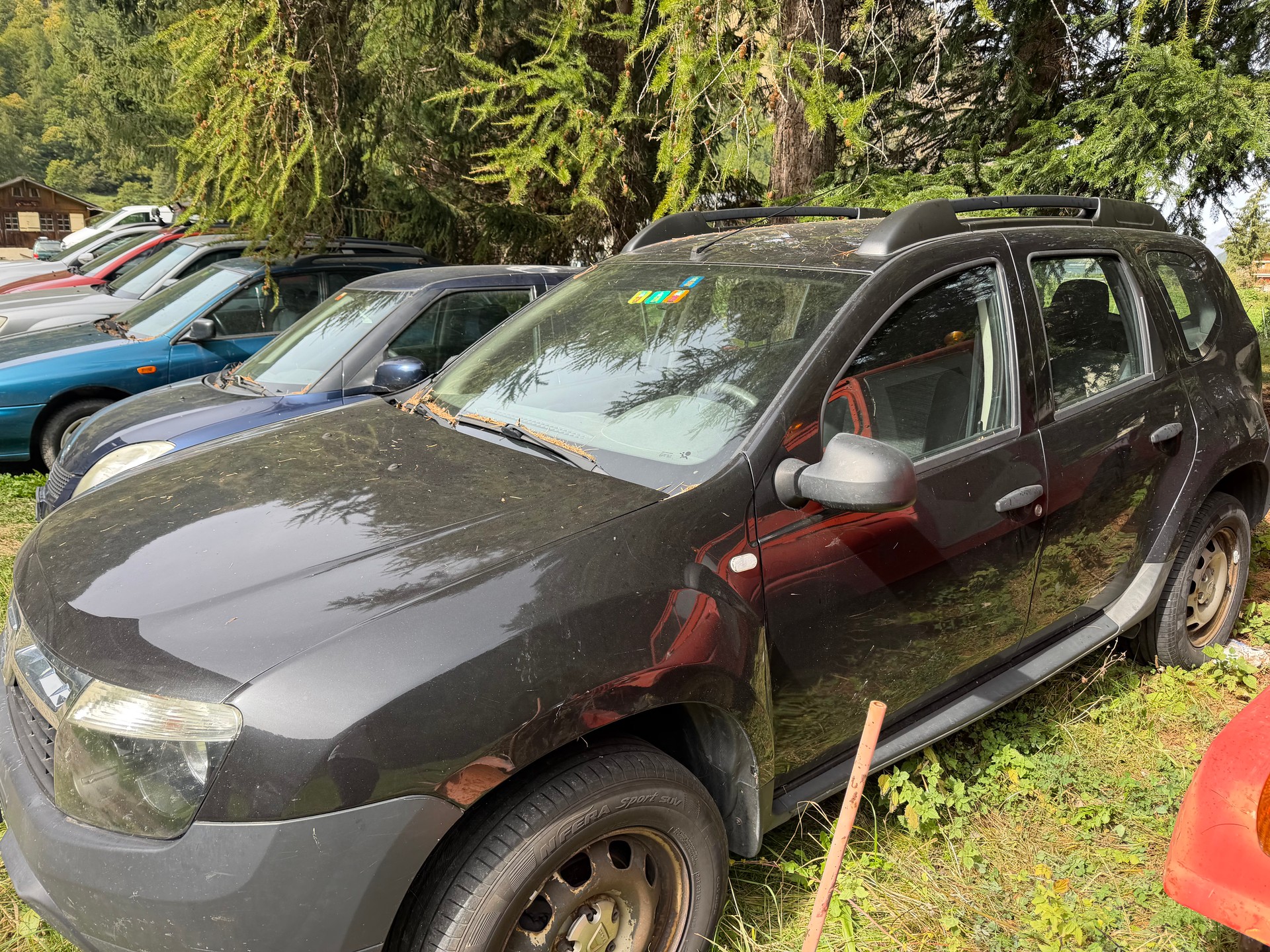 DACIA Duster 1.6 Lauréate 4x4-image-6