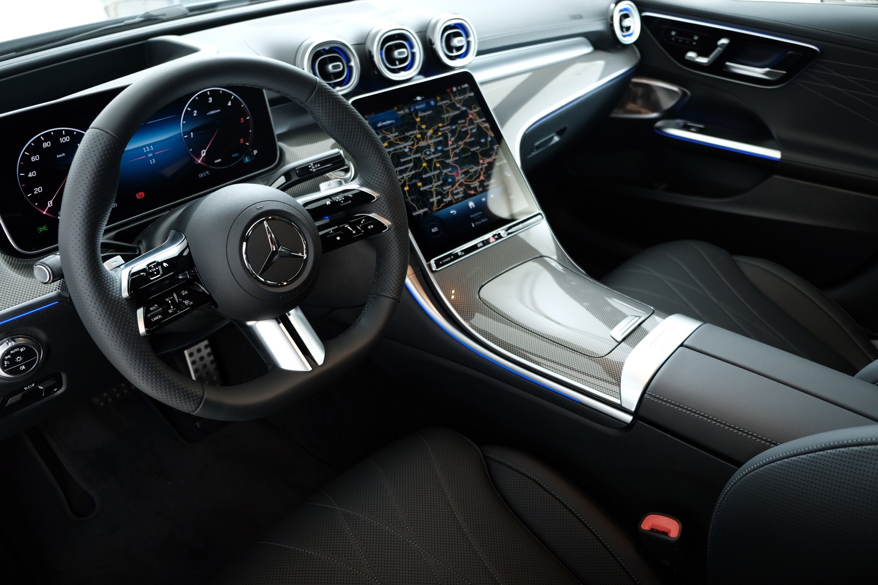 MERCEDES-BENZ C 220 d Swiss Star AMG Line 4matic W206-image-8