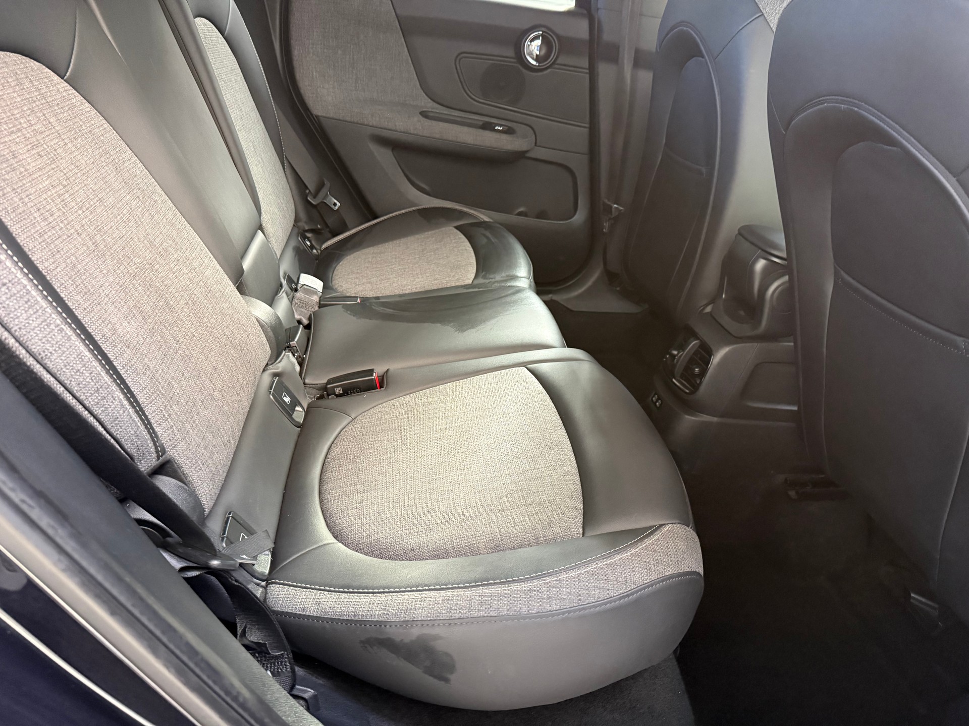 MINI Countryman Cooper D ALL4-image-7