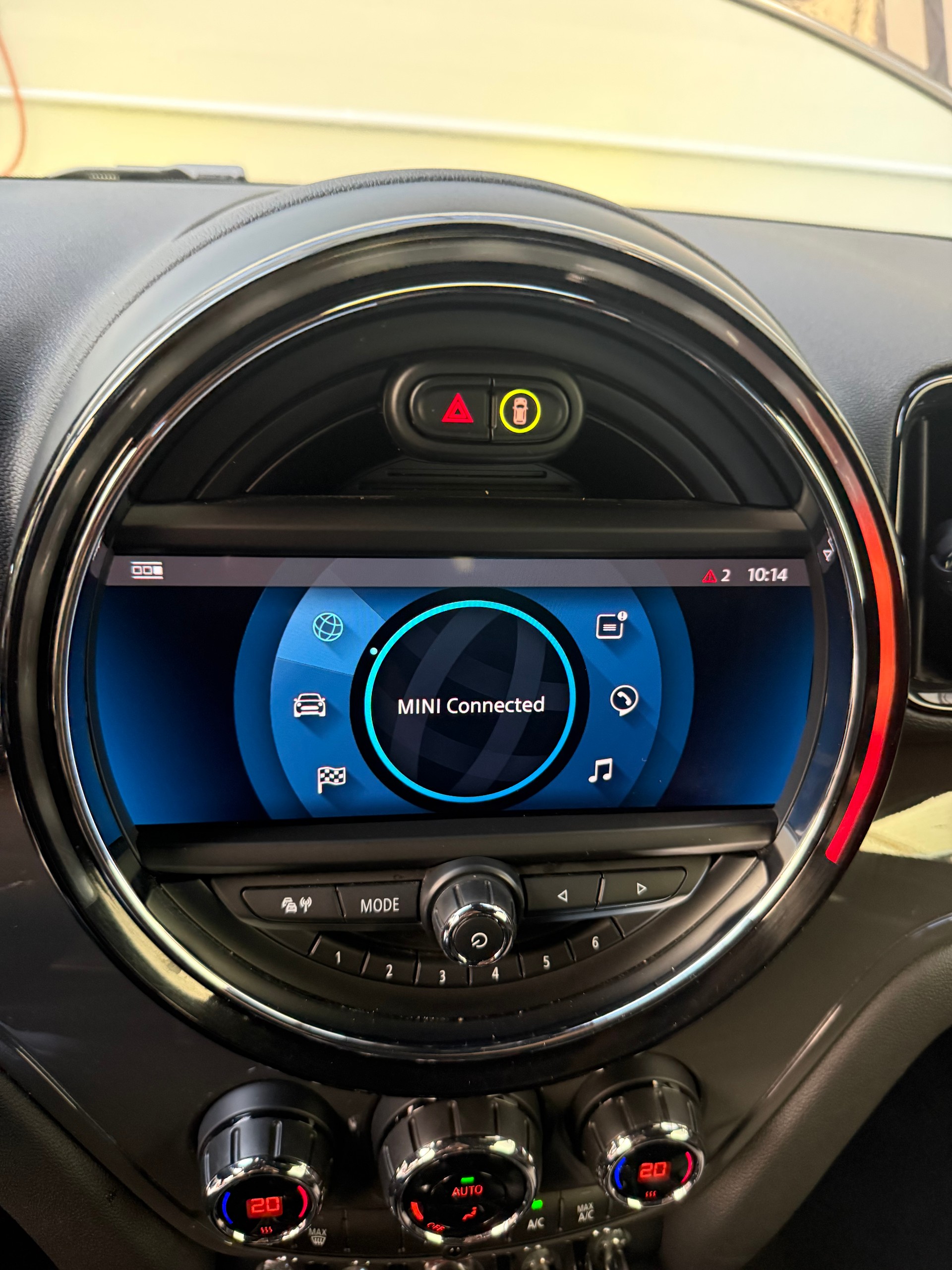 MINI Countryman Cooper D ALL4-image-10