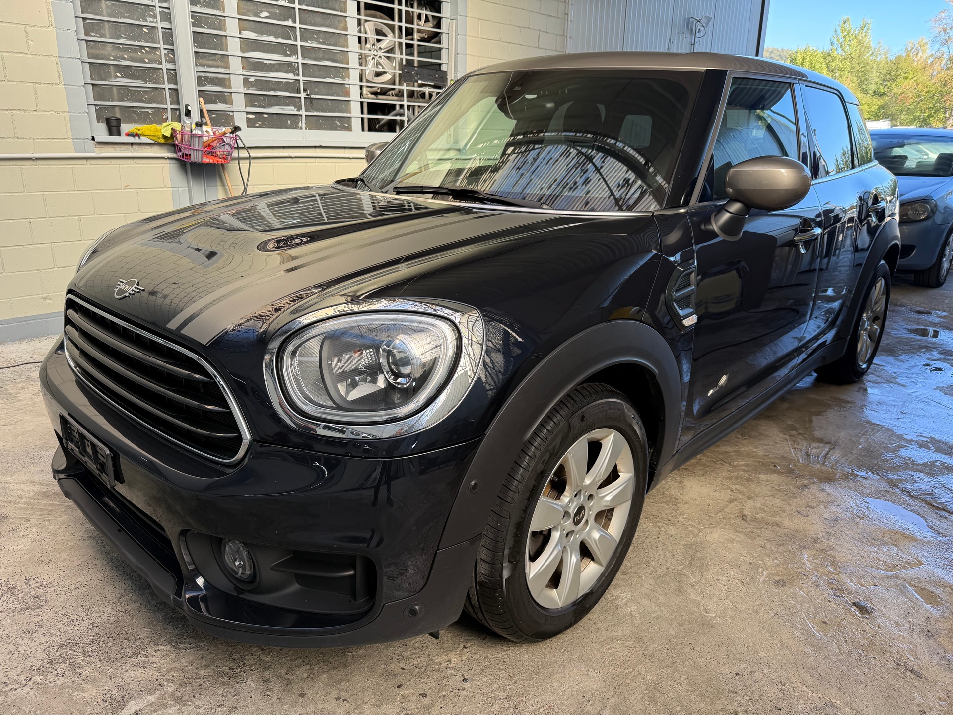MINI Countryman Cooper D ALL4-image-2