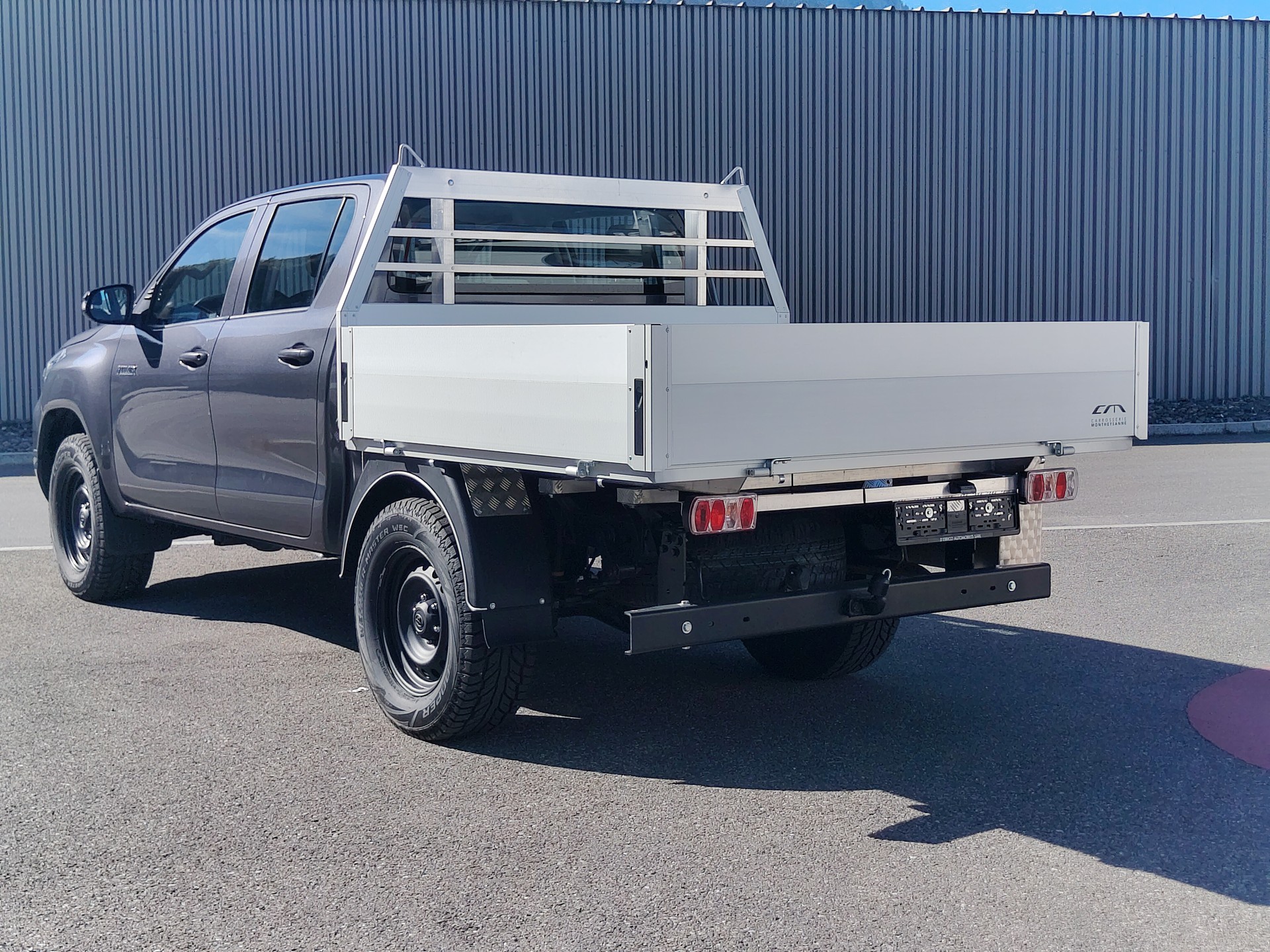 TOYOTA Hilux 2.4D-4D Comfort Double Cab 4x4-image-2