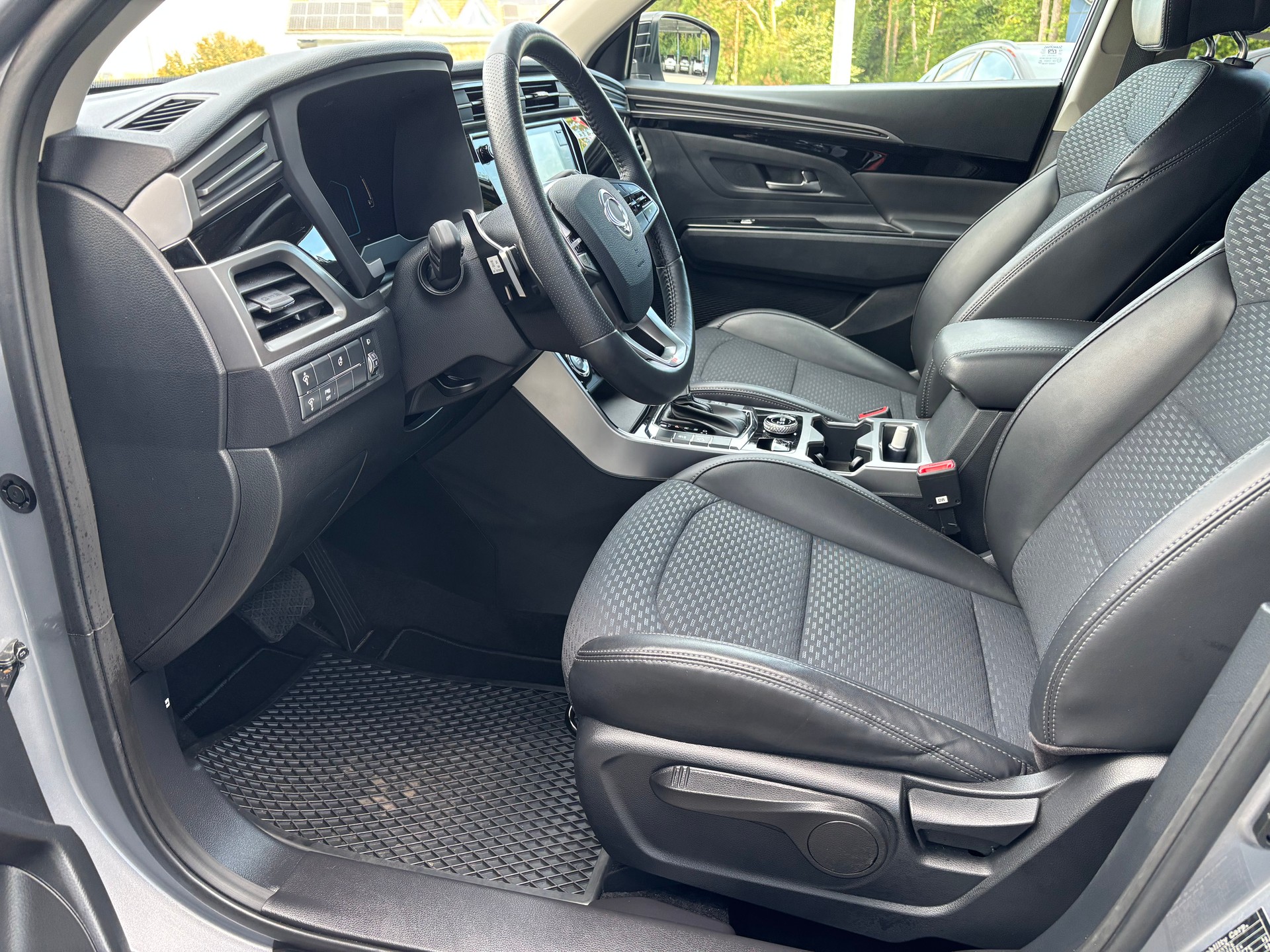 KGM-SsangYong Korando 1.5 T GDI Blackline 4WD-image-11