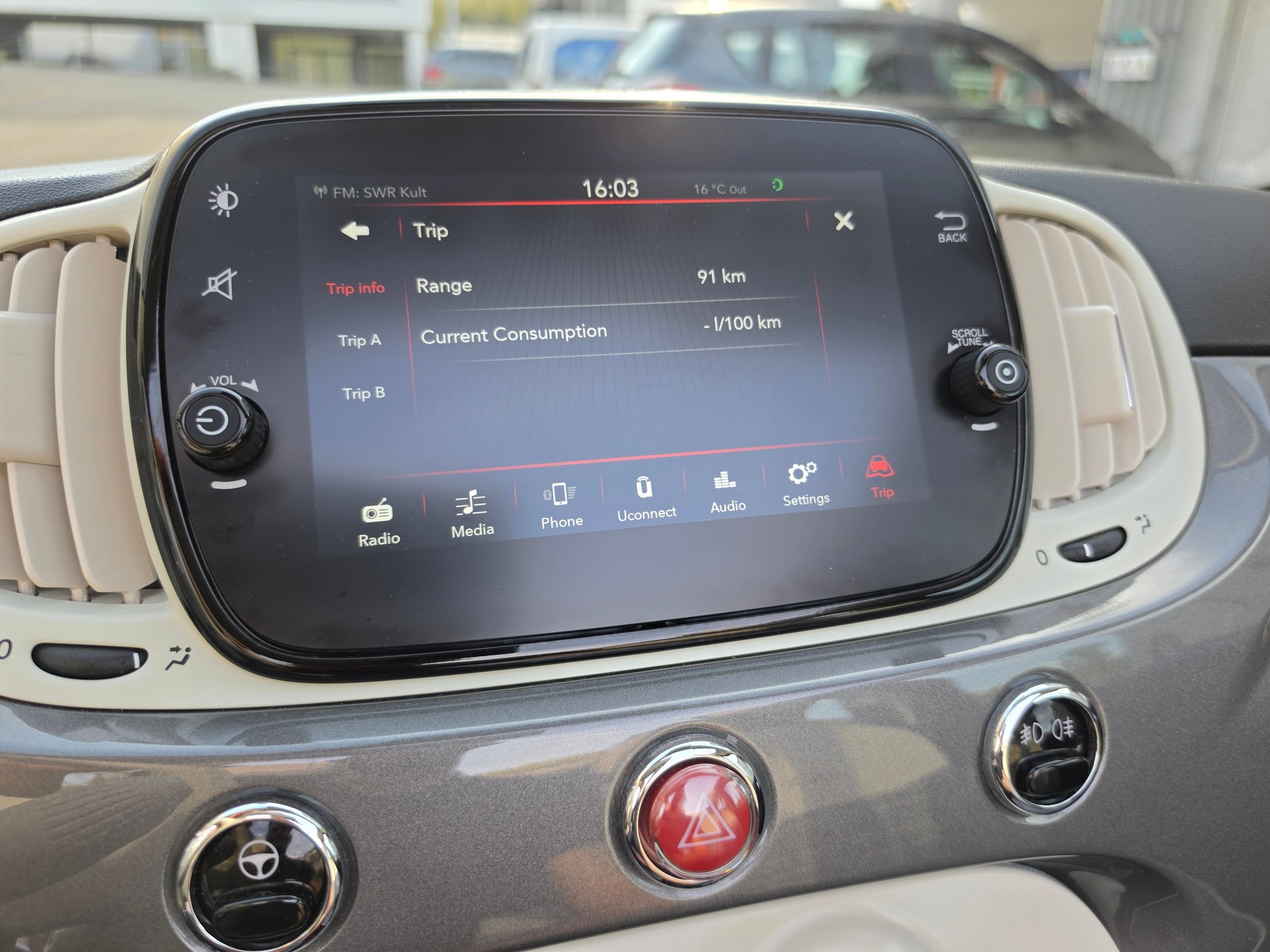 FIAT 500C 1.2 Lounge Dualogic-image-32