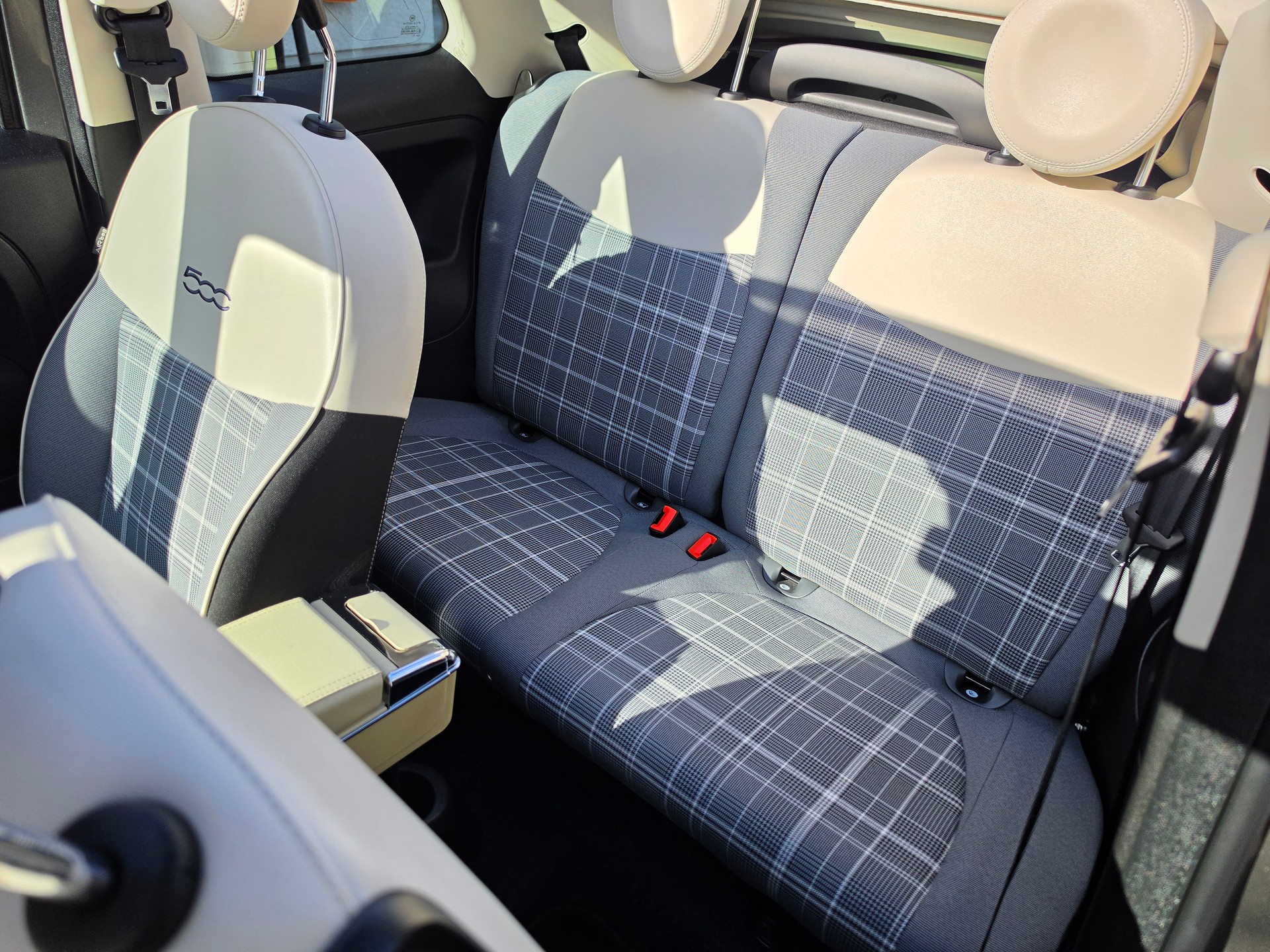 FIAT 500C 1.2 Lounge Dualogic-image-12
