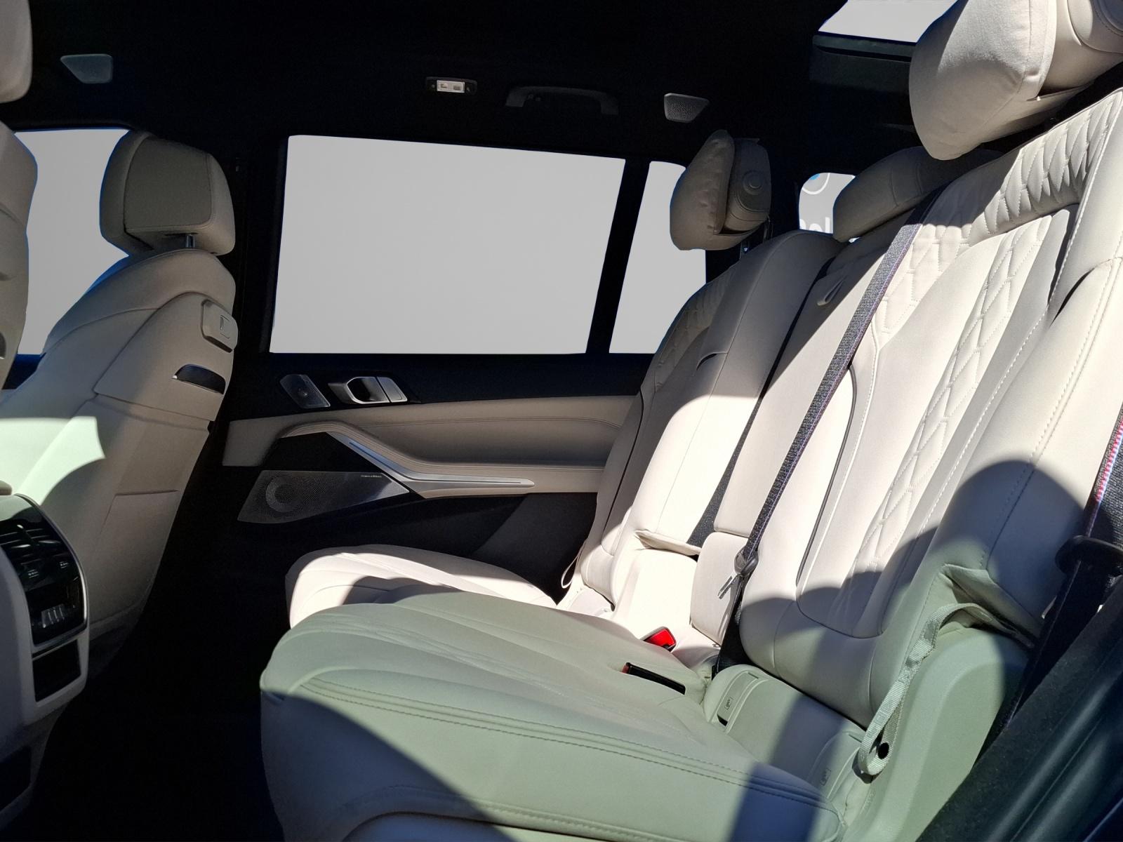 BMW X7 G07 40i xDrive SAG-image-8
